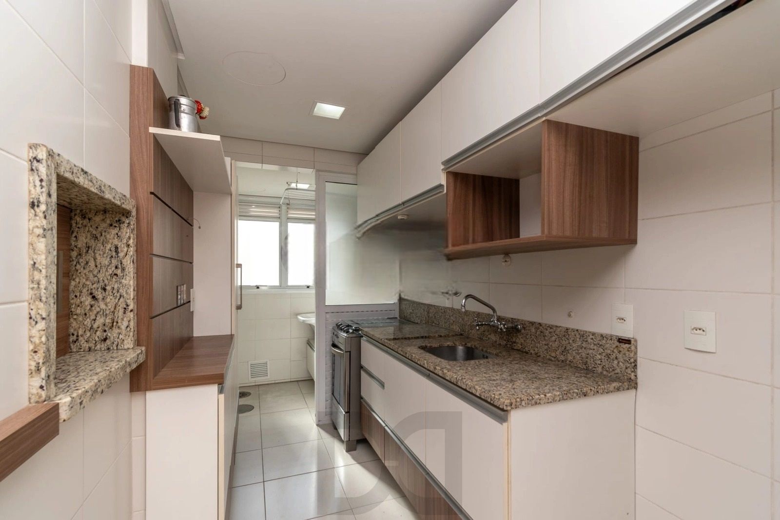 Apartamento 2 dormitórios com suíte — Rua Itapeva, Passo da Areia — foto 15