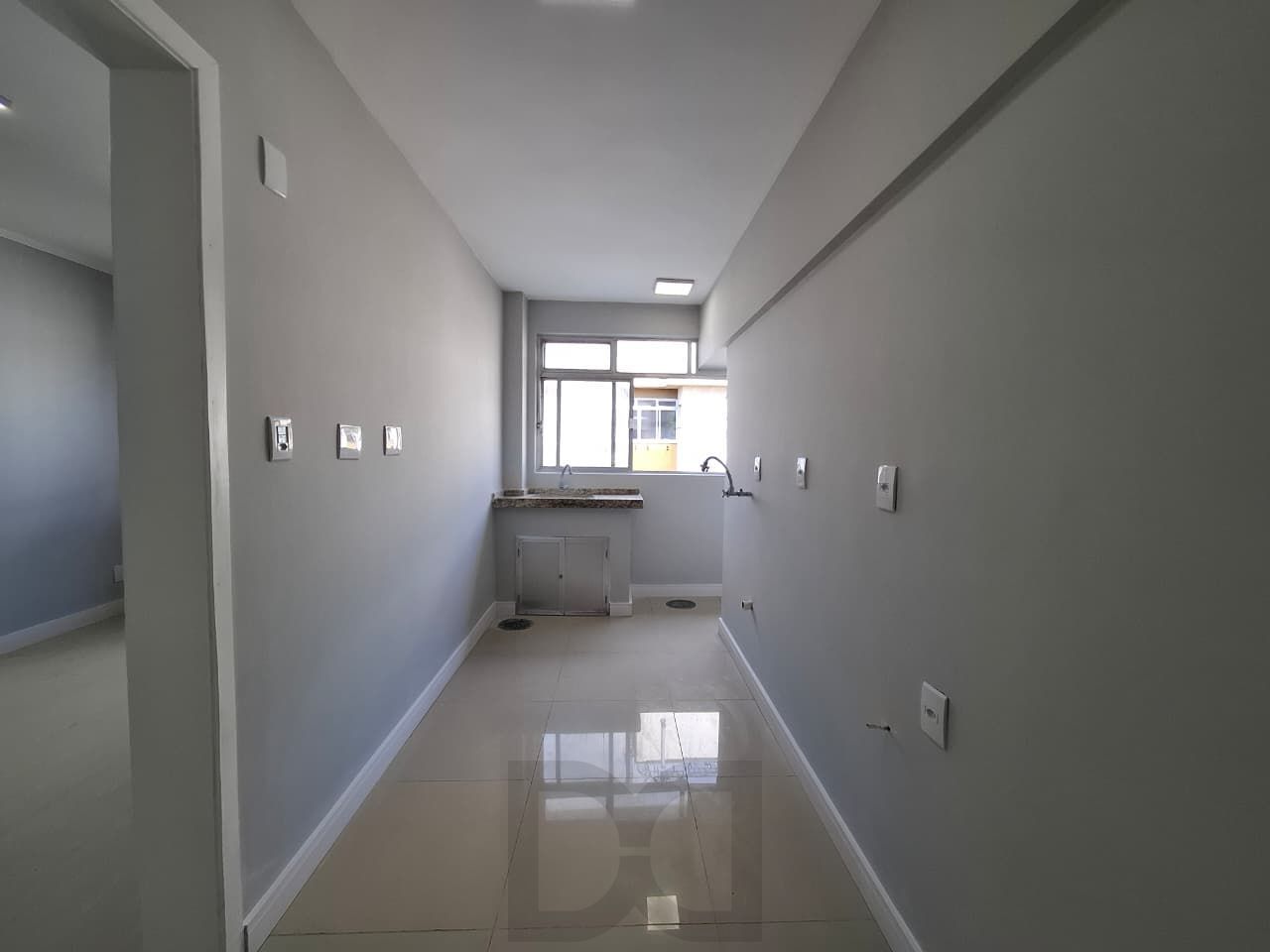 Apartamento à venda 2 quartos com vaga reformado na Cidade Baixa Porto Alegre — foto 11