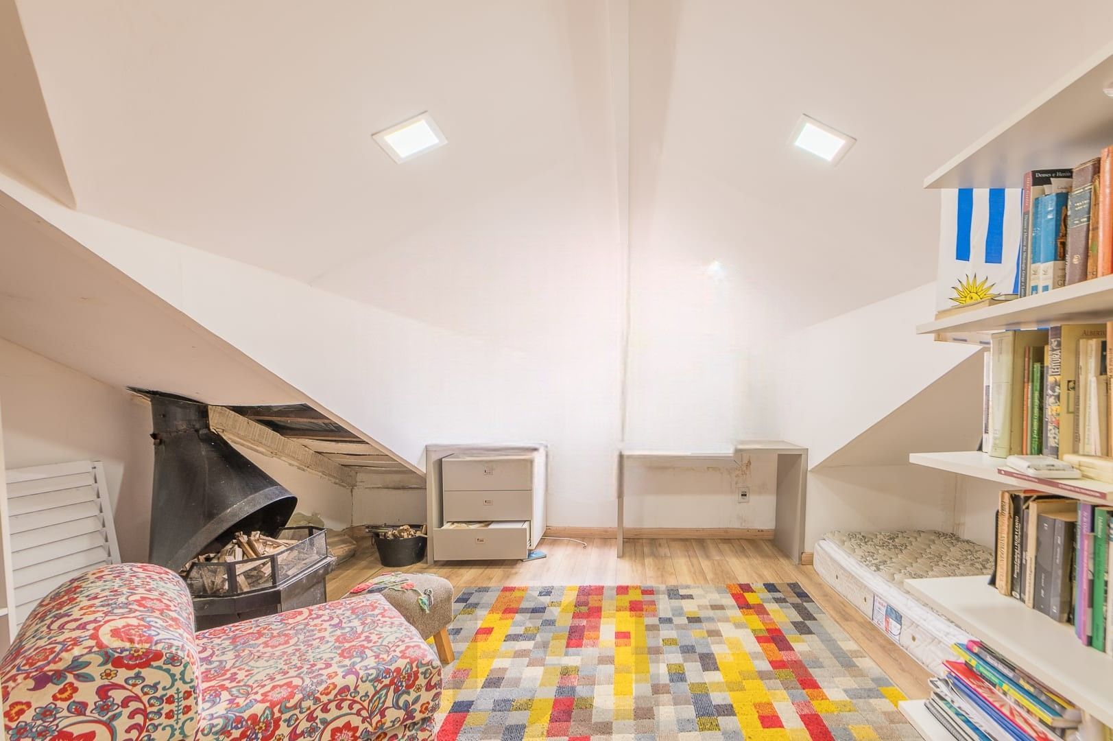 Linda casa de 3 pisos no Condomínio Mediterrâneo — foto 16