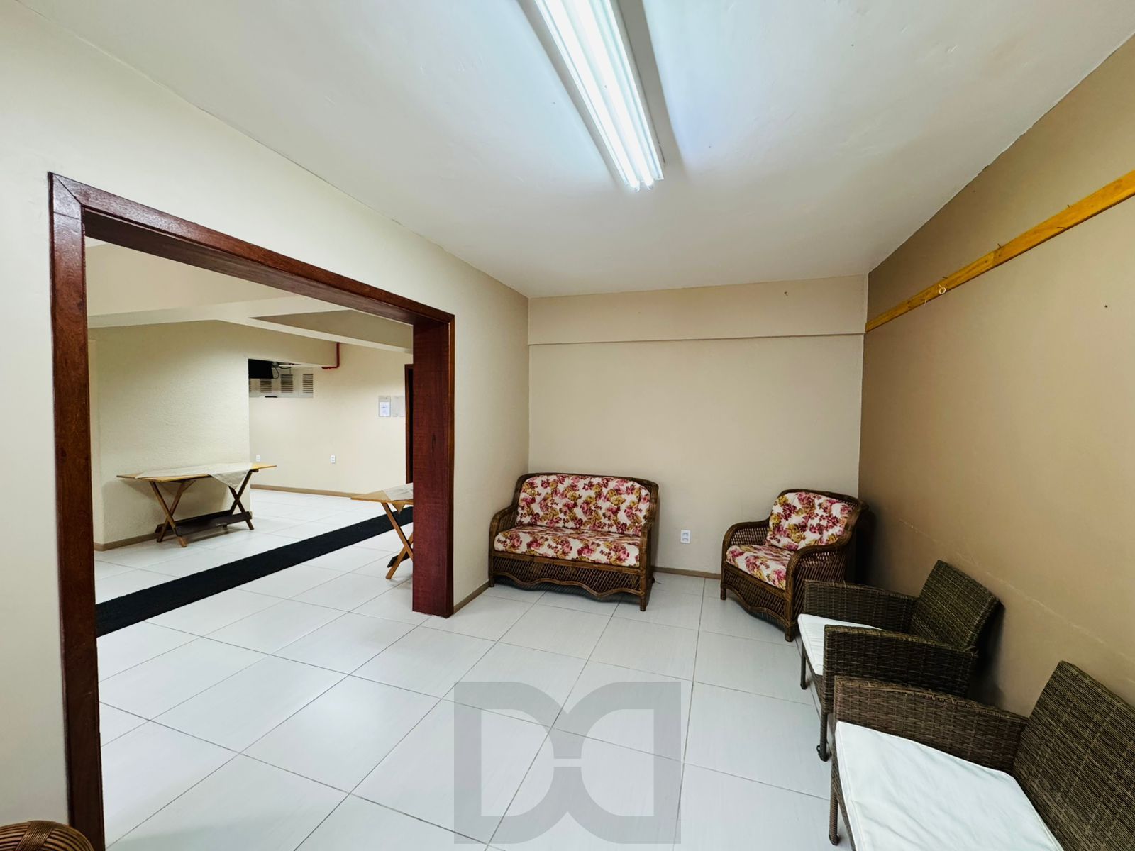 Apartamento com 2 quartos, 47m², reformado, bairro Petrópolis — foto 18