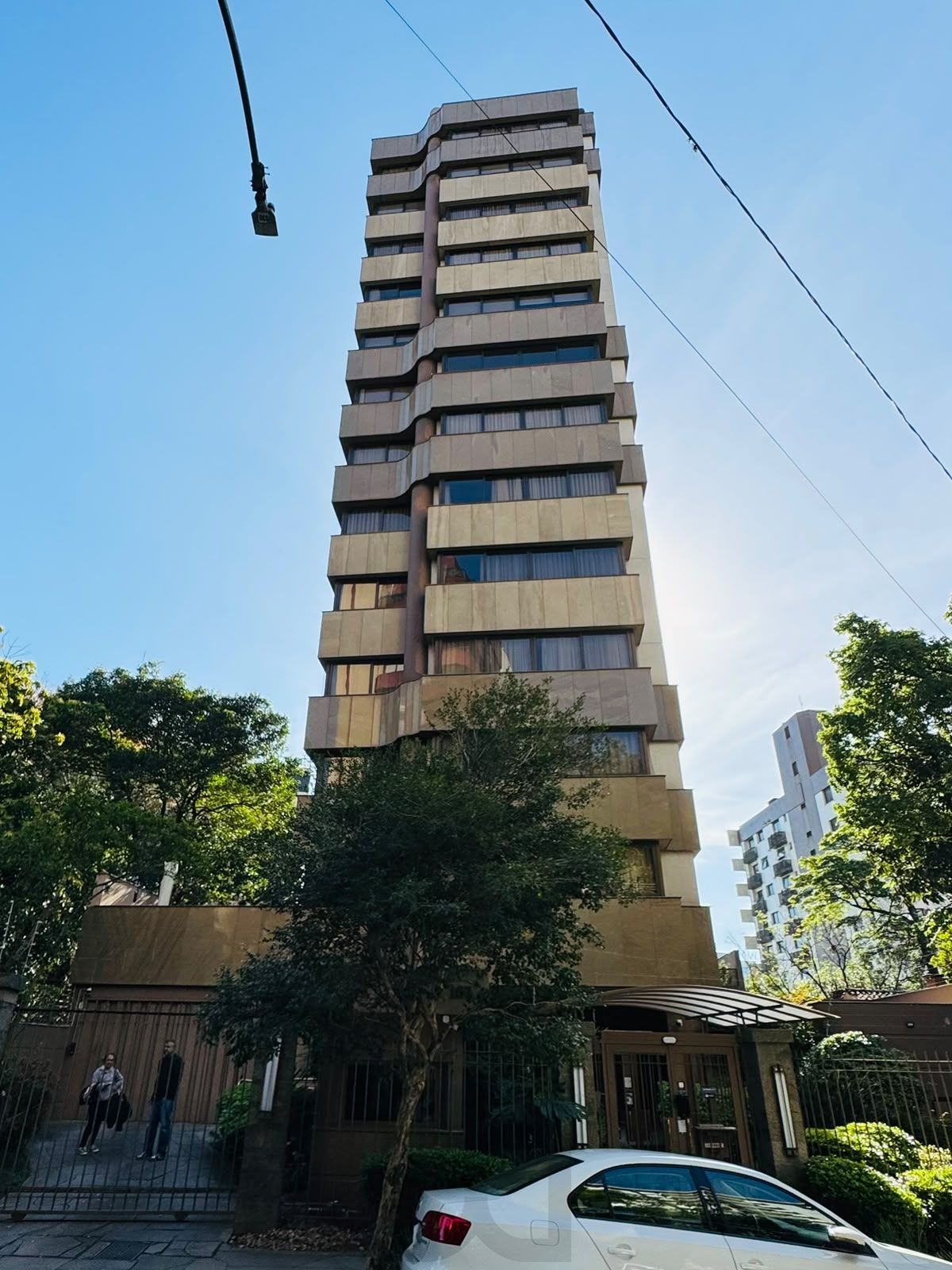Apartamento de 3 suites e 3 vagas no Bairro Rio Branco em Porto Alegre — foto 47