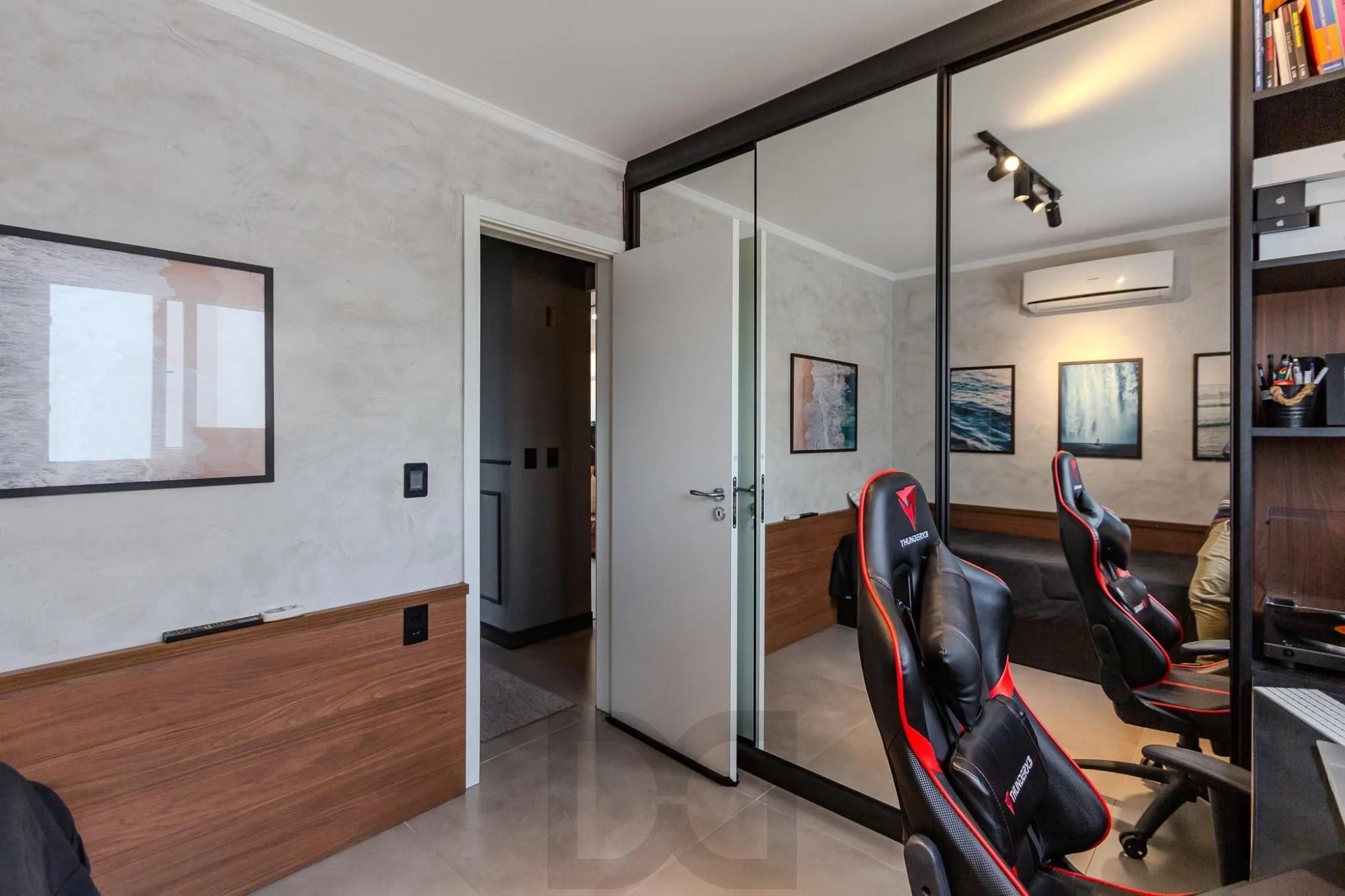 ÚLTIMO ANDAR COM VISTA PARA O GUAÍBA | 3 DORMITÓRIOS, 1 SUÍTE E 2 VAGAS — foto 18
