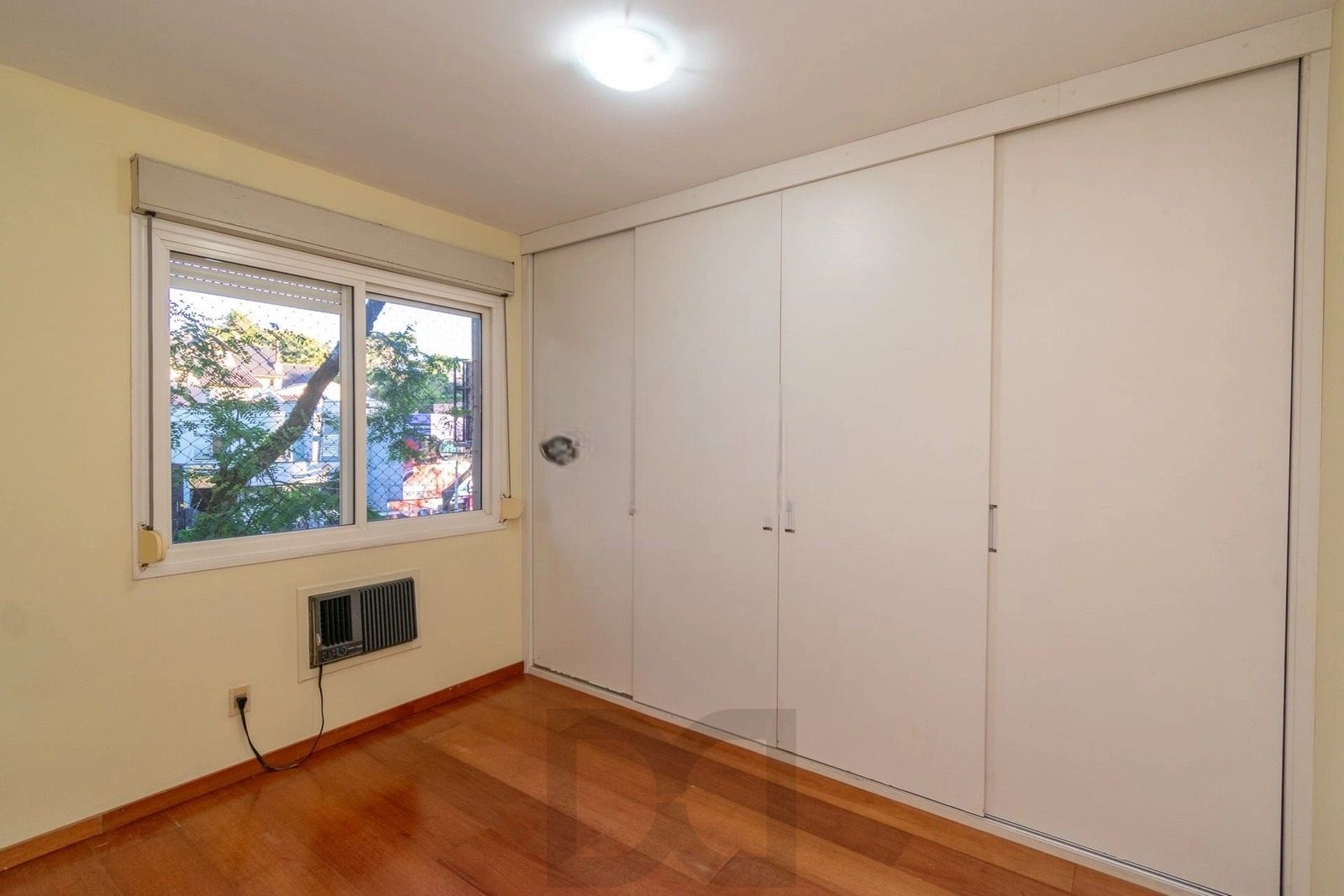 Apartamento Semimobiliado de 2 Dormitórios com Suíte no Boa Vista — foto 14
