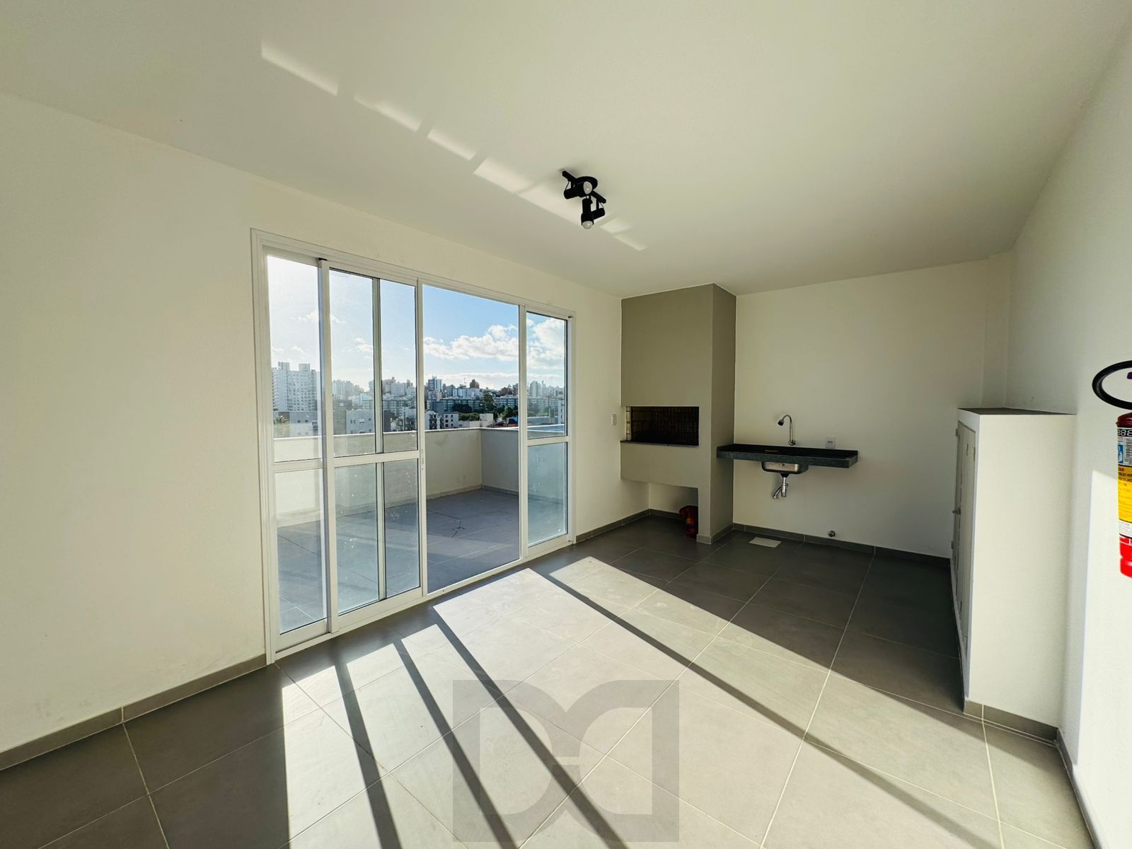 2 Dormitórios, suíte, sacada, vaga dupla I Apartamento Novo no Jardim Botânico — foto 26
