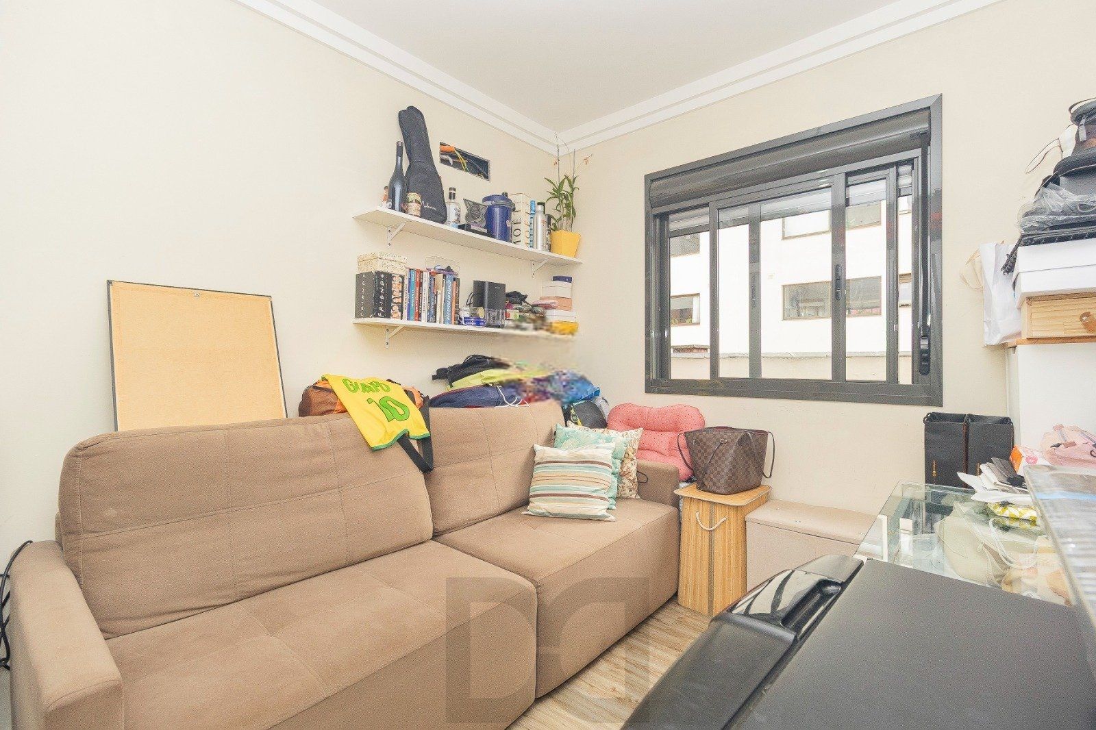 Apartamento Reformado com 2 Dormitórios, 2 Vagas e Churrasqueira no Mont Serrat — foto 14