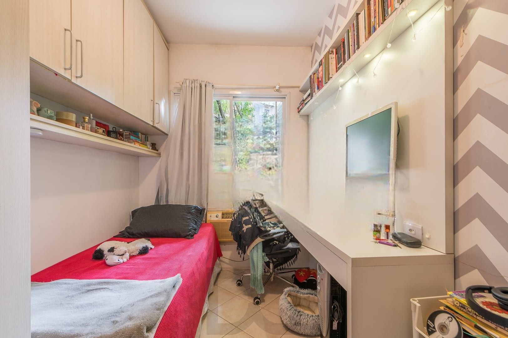 Linda casa de 3 pisos no Condomínio Mediterrâneo — foto 12