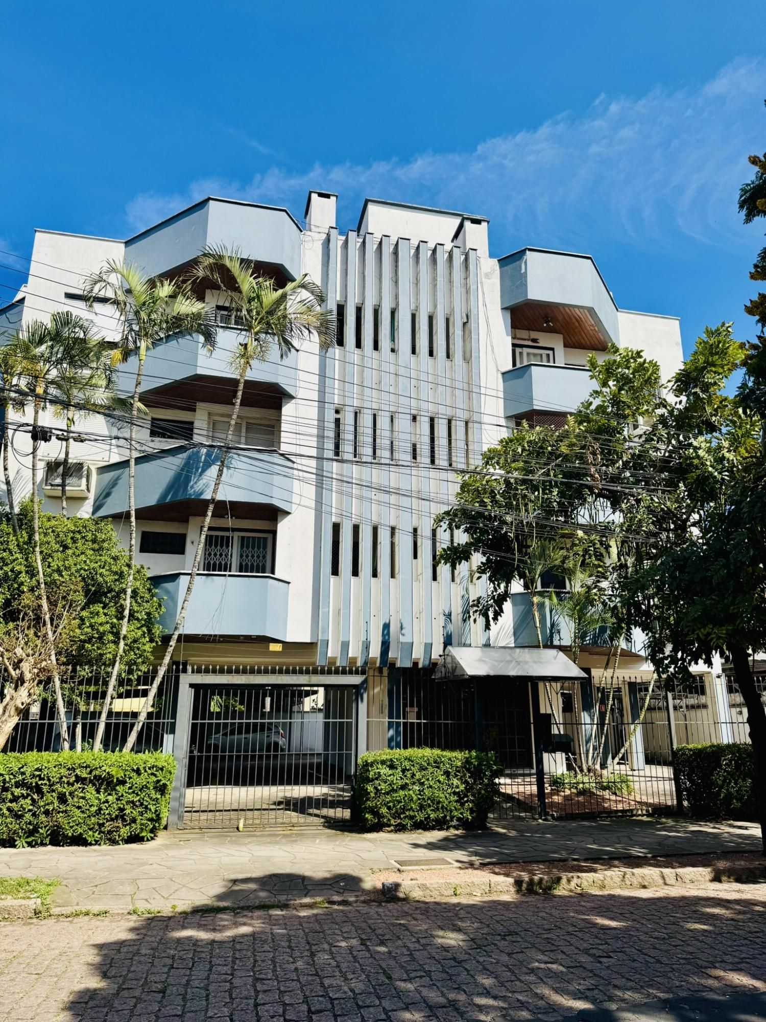 Apartamento 1 Dormitório Reformado com Sacada e Churrasqueira no Jardim Botânico — foto 20