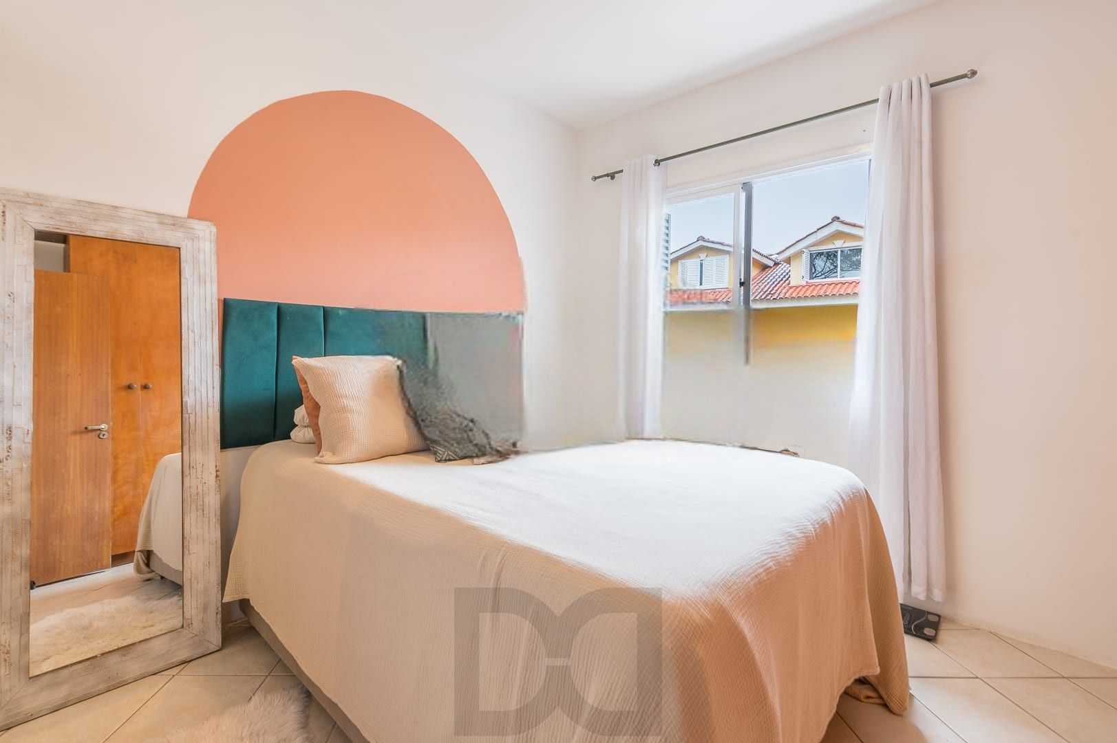 Linda casa de 3 pisos no Condomínio Mediterrâneo — foto 9