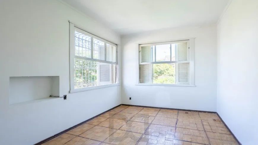 Casa Ampla com Pátio e Excelente Localização no Petrópolis — foto 20
