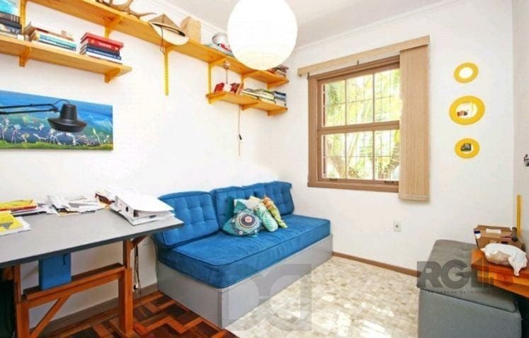 Apartamento Reformado com 3 Dormitórios e 3 Vagas no Petrópolis — foto 10