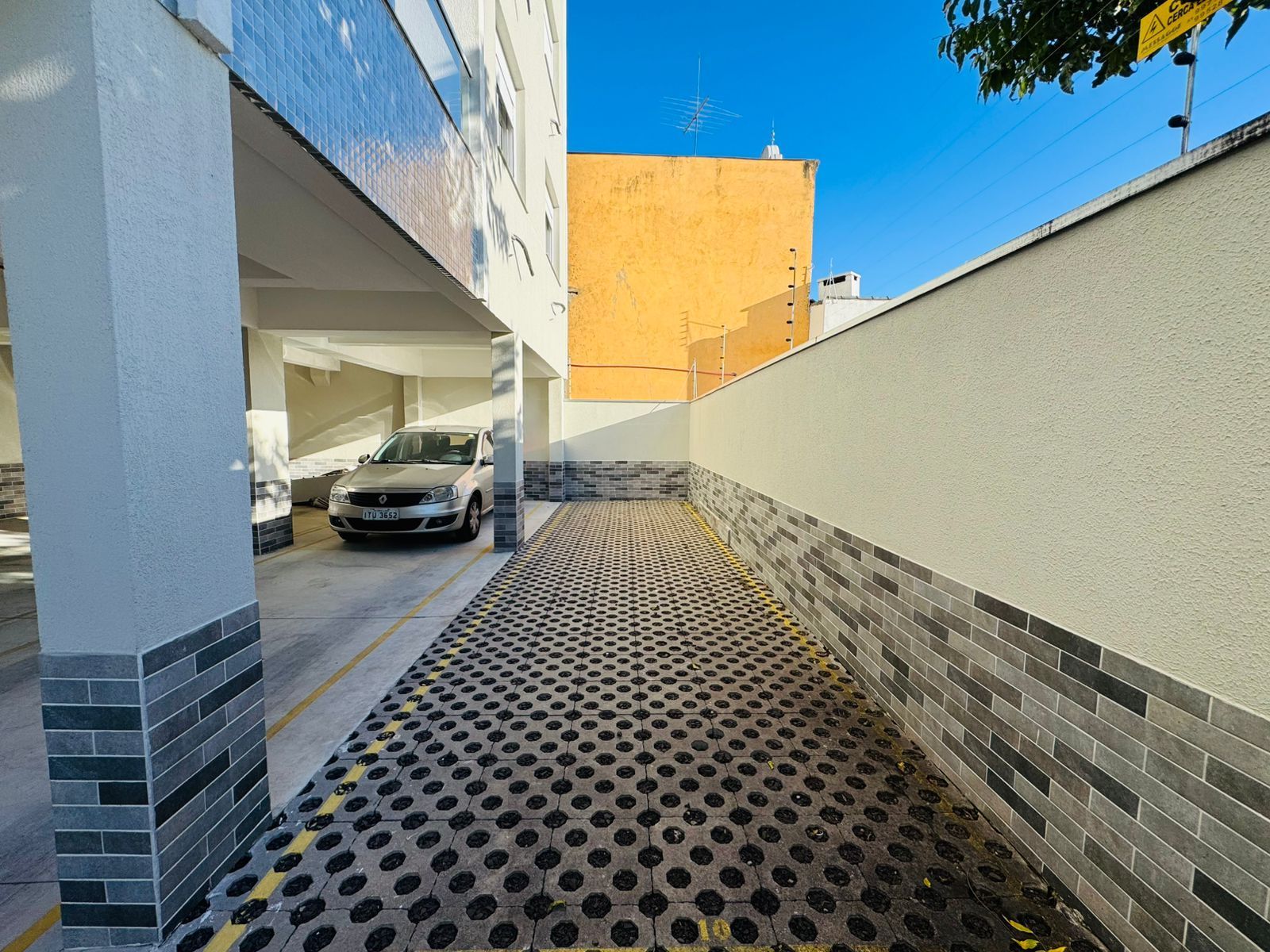 2 Dormitórios, suíte, sacada, vaga dupla I Apartamento Novo no Jardim Botânico — foto 22
