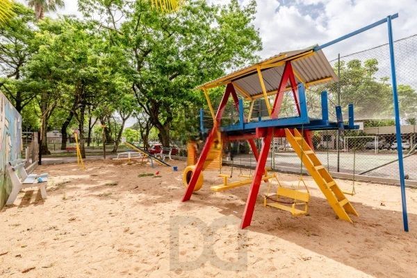Apartamento Semimobiliado com 94,67 m² Privativos, 3 Dormitórios, — foto 24