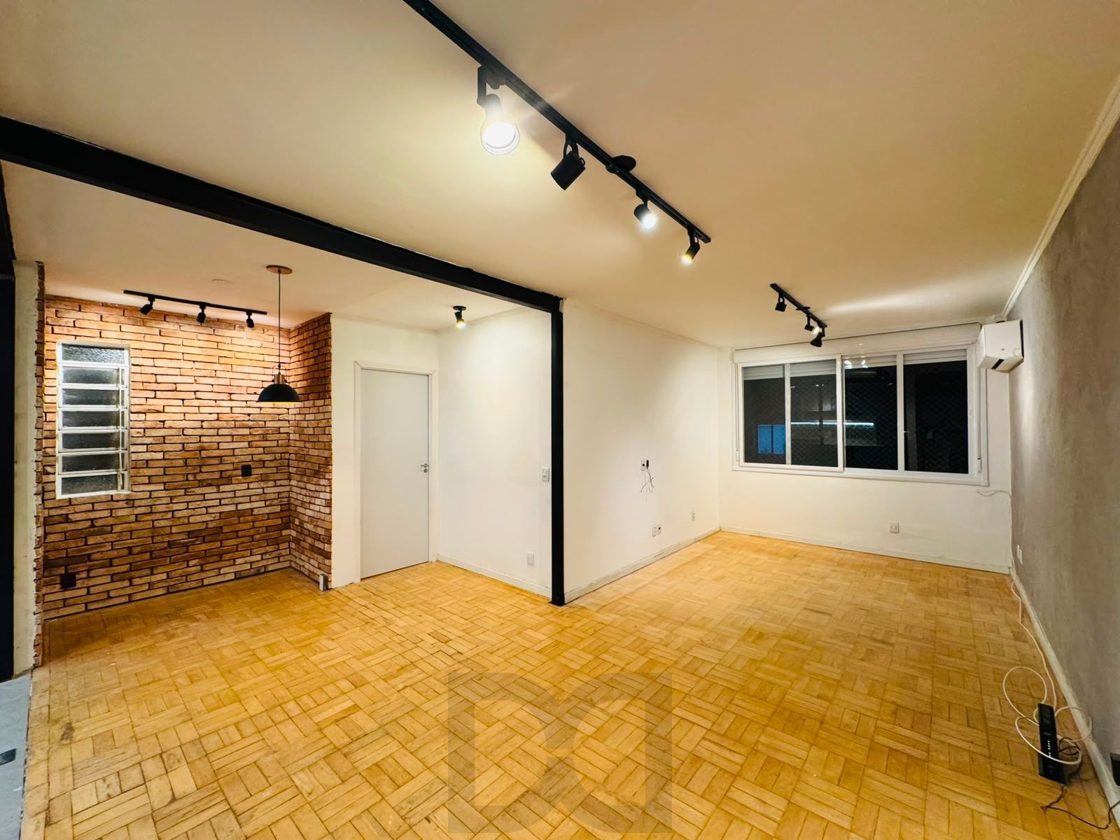 Apartamento reformado de 3 dormitórios com churrasqueira e vaga no Petrópolis — foto 5