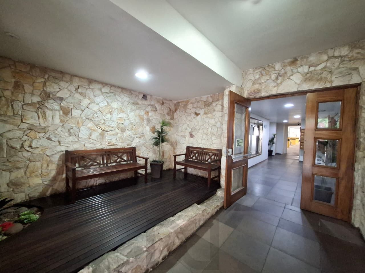Apartamento à venda 2 quartos com vaga reformado na Cidade Baixa Porto Alegre — foto 27