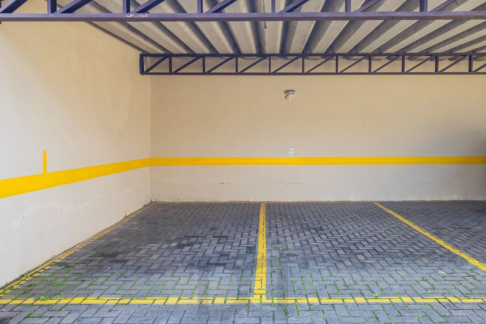 Apartamento 2 Dormitórios com Suíte e 2 Vagas no Jardim Botânico – Porto Alegre — foto 17