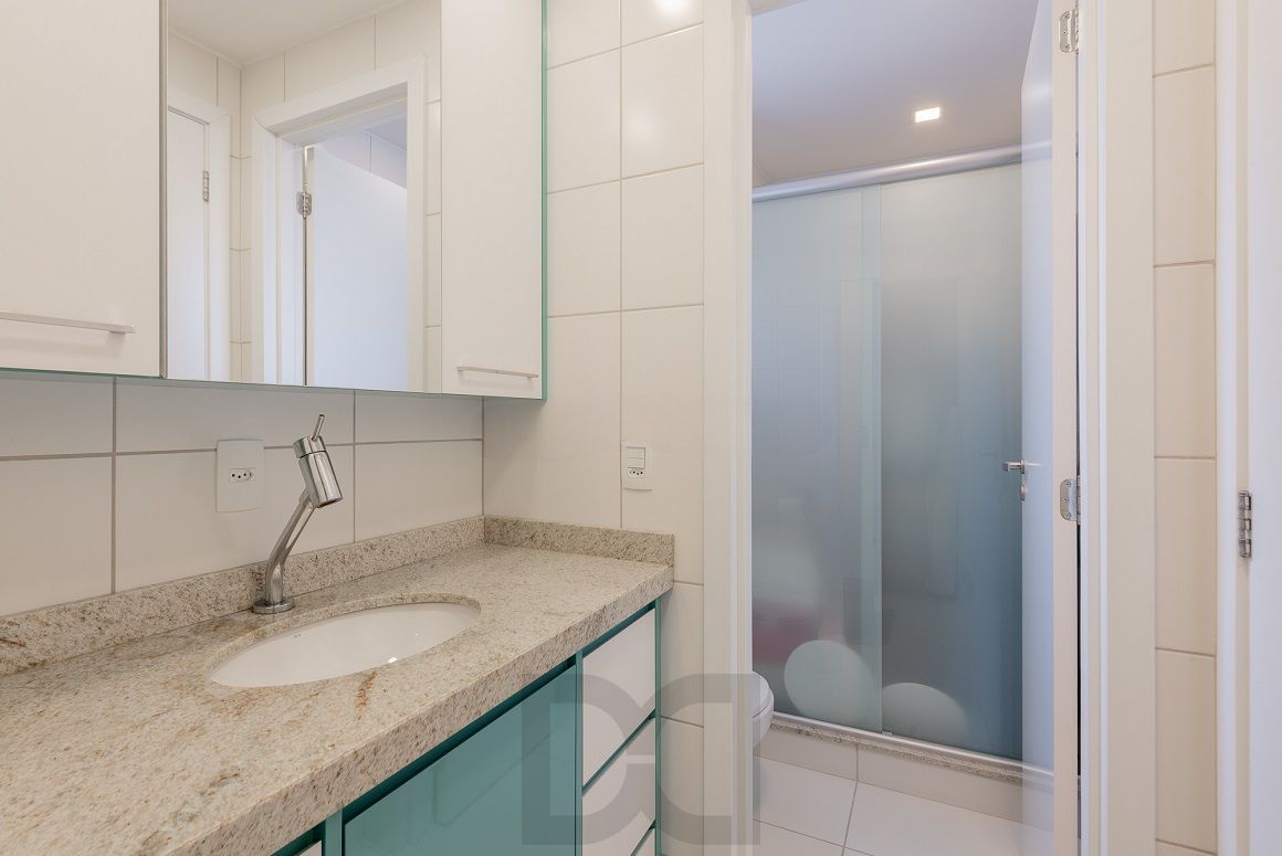 Apartamento com 122m² e 3 dormitórios, 3 suítes, 2 vagas no bairro Petrópolis em Porto Alegre para Comprar — foto 25