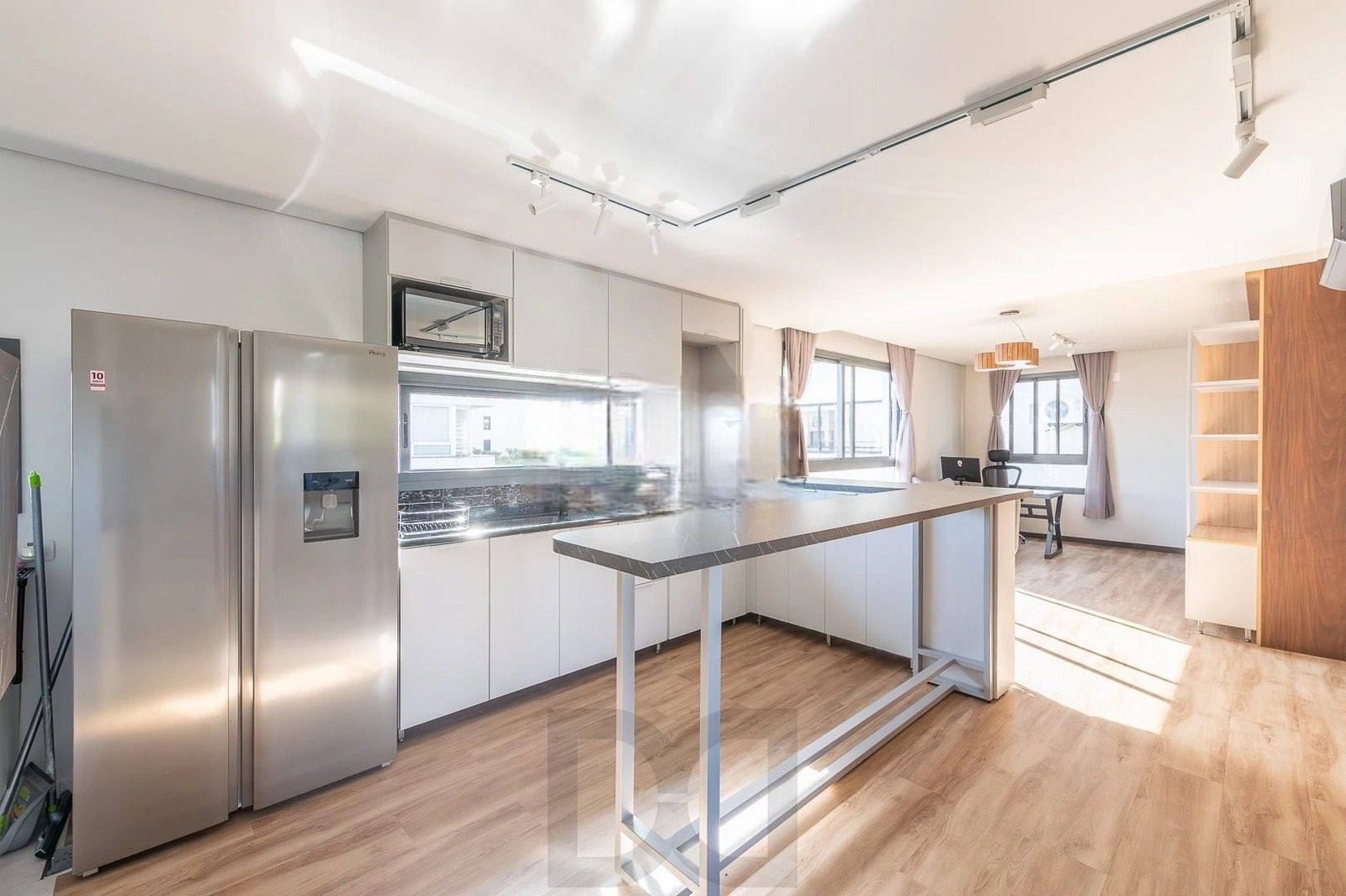Apartamento Novo, Último Andar, 2 Suítes e a Poucos Passos do Parcão — foto 1