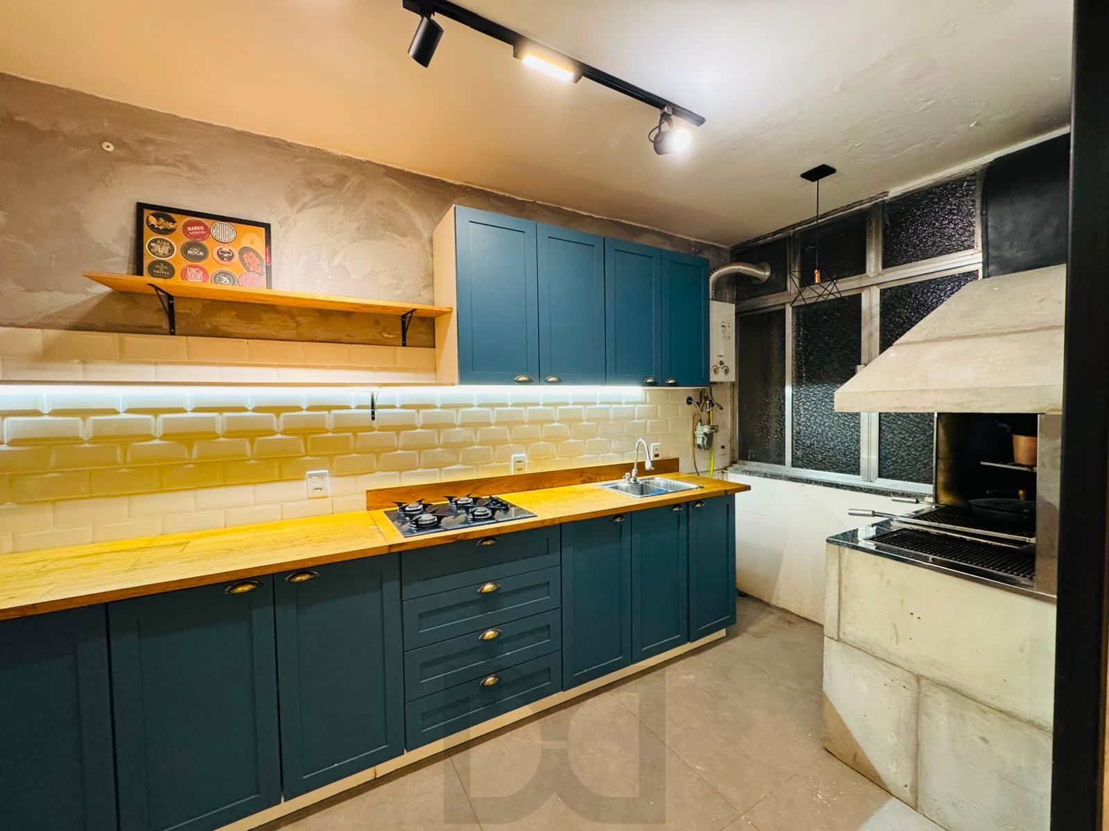 Apartamento reformado de 3 dormitórios com churrasqueira e vaga no Petrópolis — foto 10