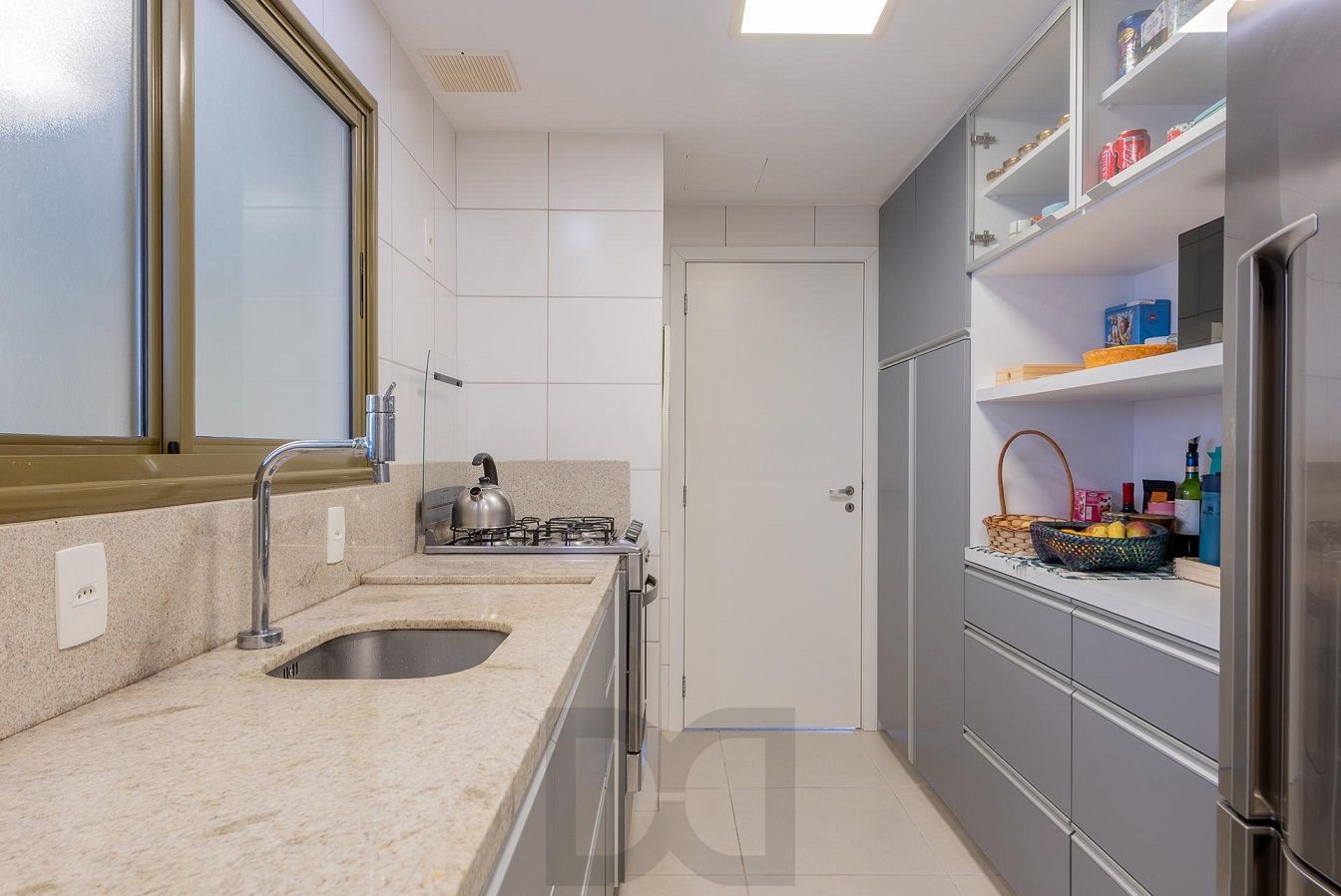 Apartamento com 122m² e 3 dormitórios, 3 suítes, 2 vagas no bairro Petrópolis em Porto Alegre para Comprar — foto 12