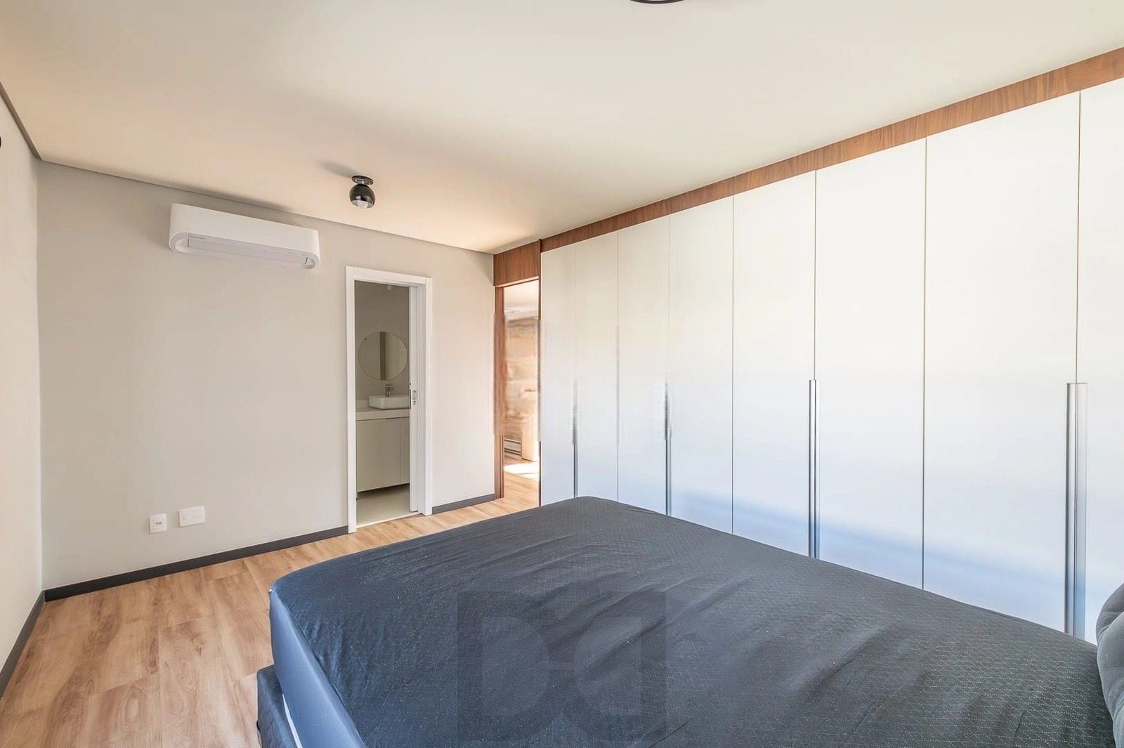 Apartamento Novo, Último Andar, 2 Suítes e a Poucos Passos do Parcão — foto 9