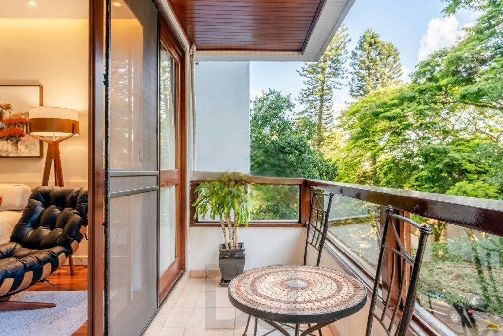 1 Vaga de Garagem + Depósito Privativo | Vista Panorâmica e 3 Dormitórios no Petrópolis — foto 1