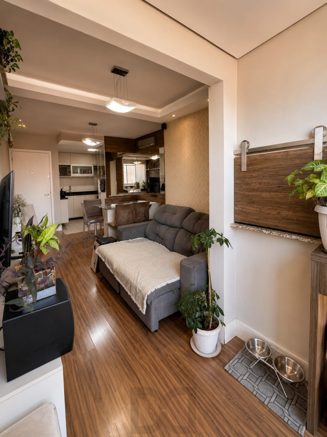 Apartamento Semimobiliado com 3 Dormitórios, Suíte e Churrasqueira na Marechal Mesquita — foto 4