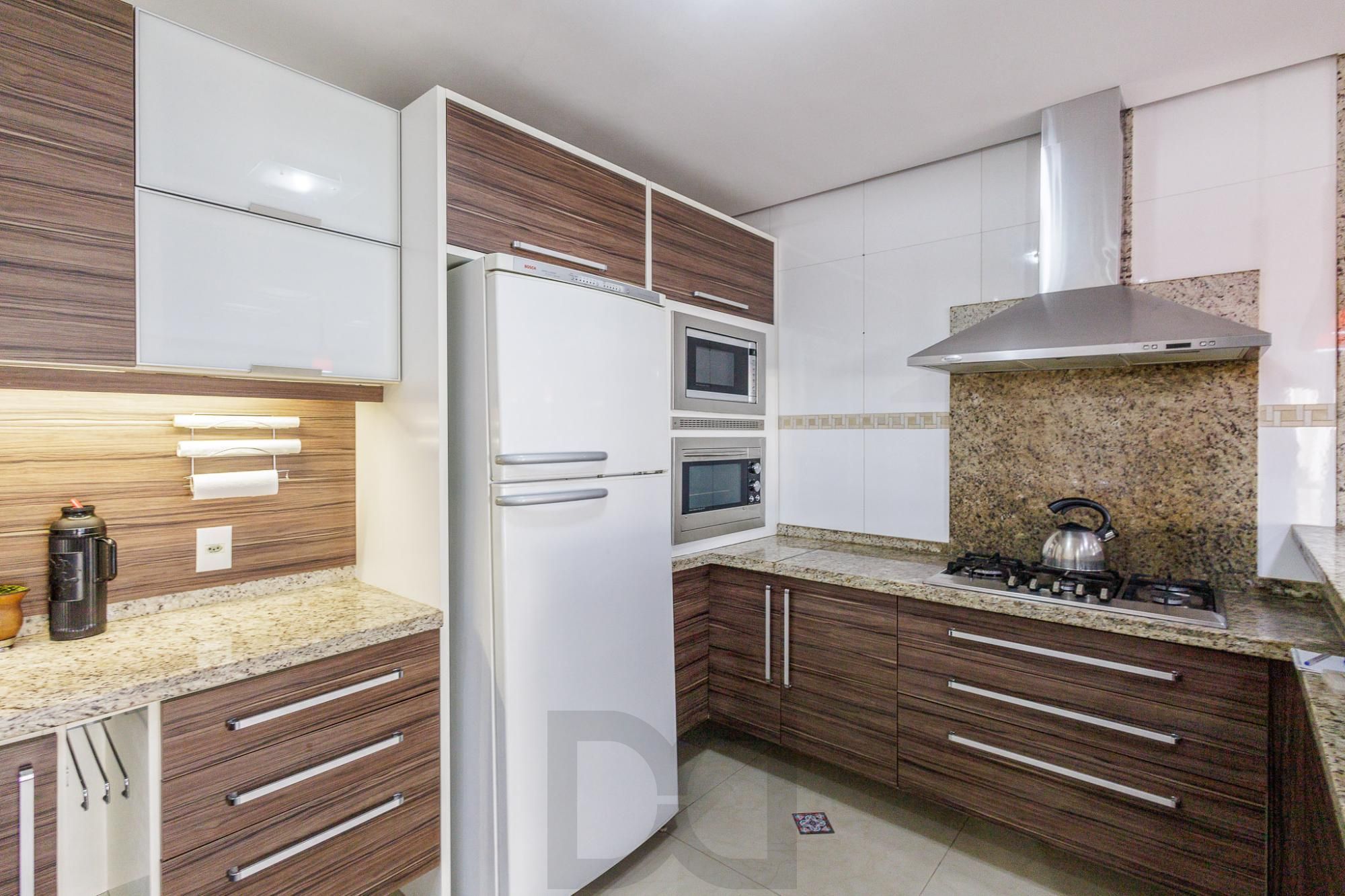 Casa de esquina com 4 dormitórios no Ecoville — foto 15