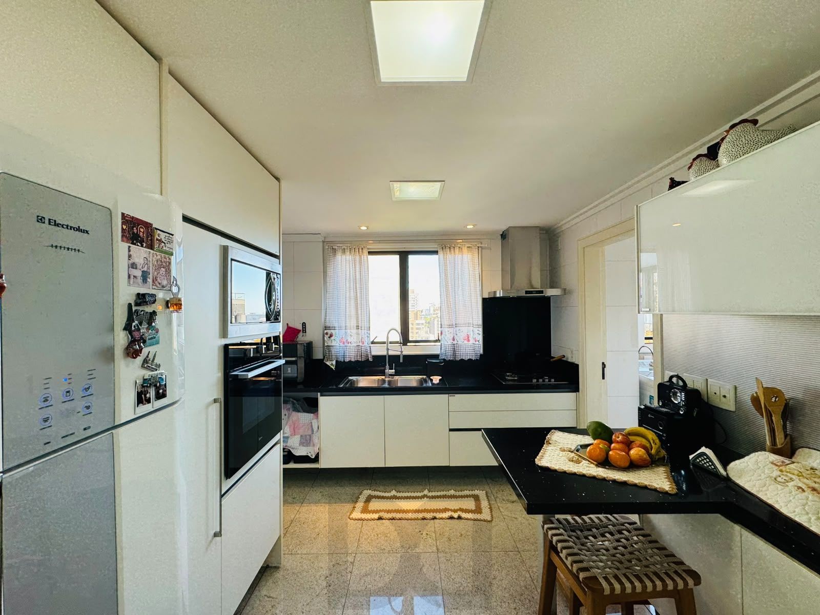 Apartamento de 3 suites e 3 vagas no Bairro Rio Branco em Porto Alegre — foto 32