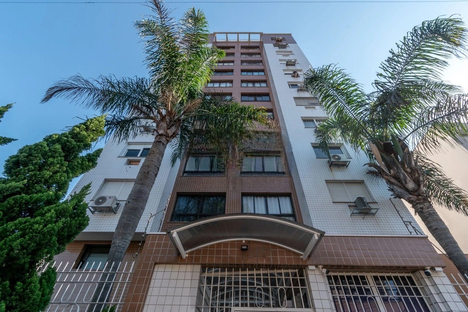 Apartamento 2 dormitórios com suíte — Rua Itapeva, Passo da Areia — foto 24