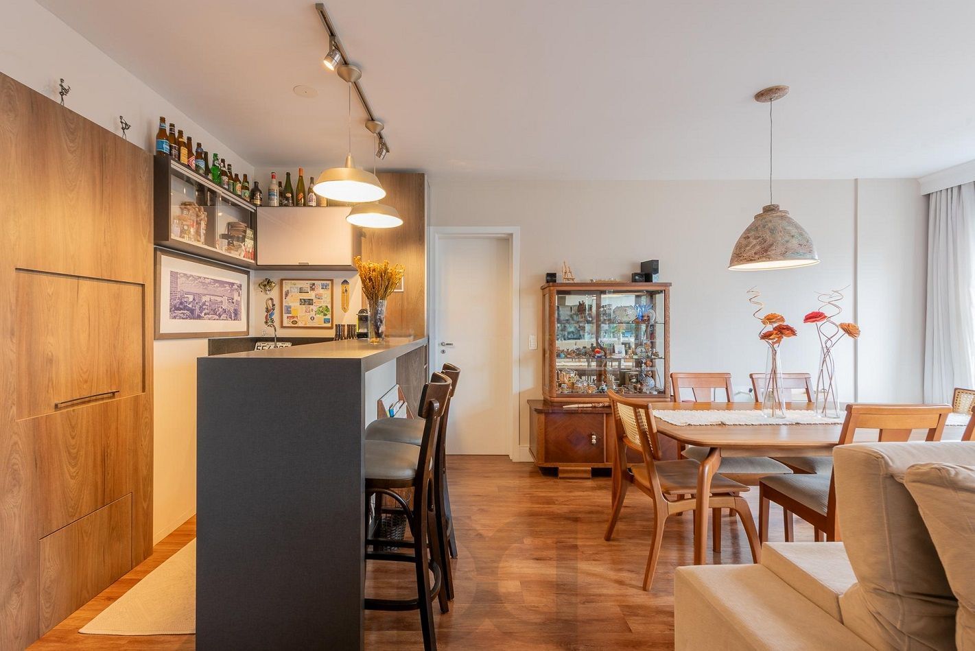 Apartamento com 122m² e 3 dormitórios, 3 suítes, 2 vagas no bairro Petrópolis em Porto Alegre para Comprar — foto 9