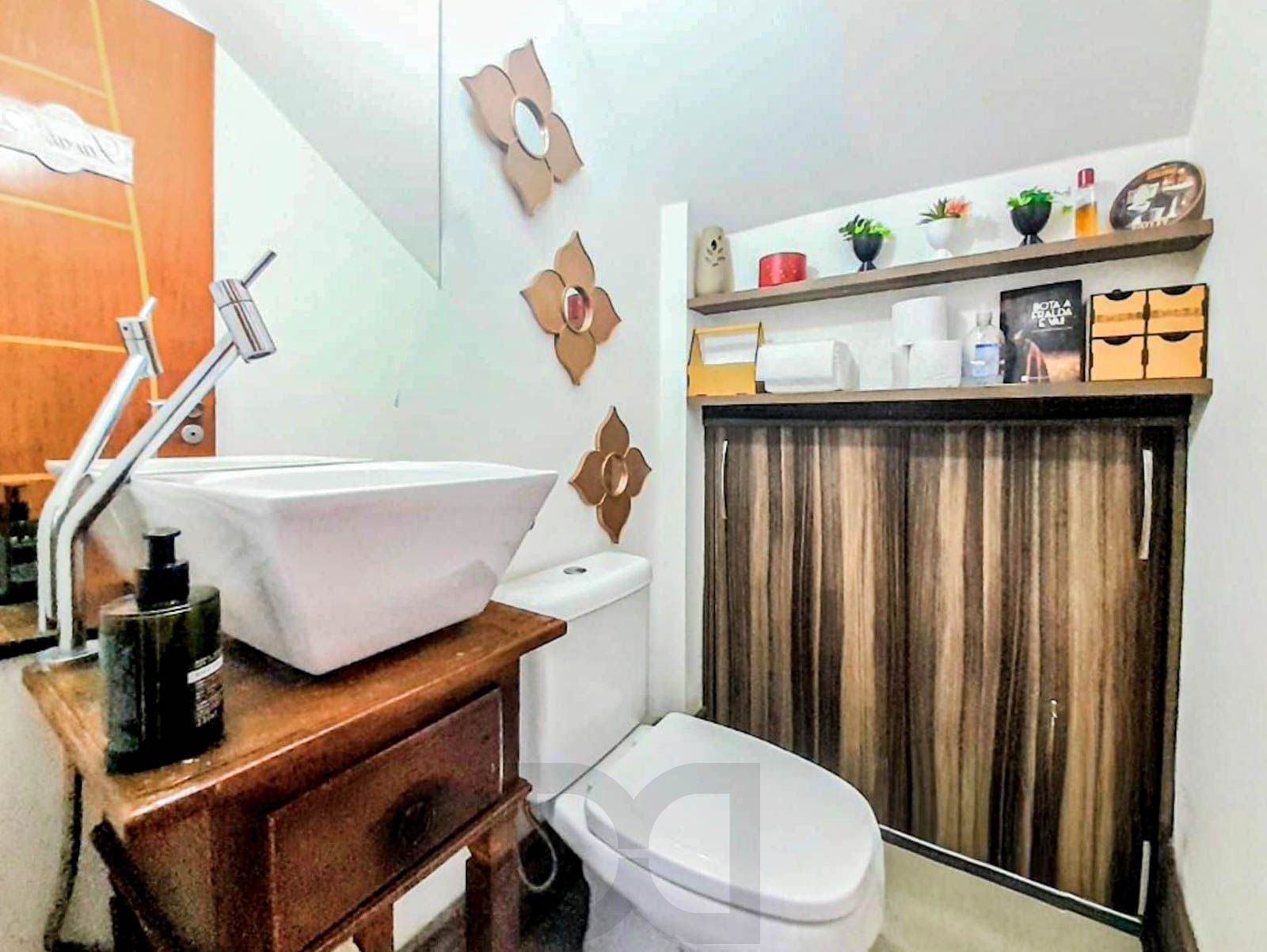 Casa de esquina com 183m² - 3 dorm, 1 suite - Guarujá — foto 10