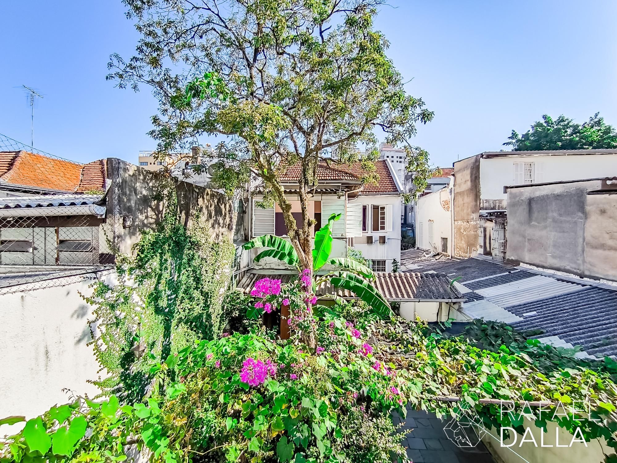 Casa impecável na Lopo Gonçalves com 4 dormitórios, garagem e pátio amplo — foto 27
