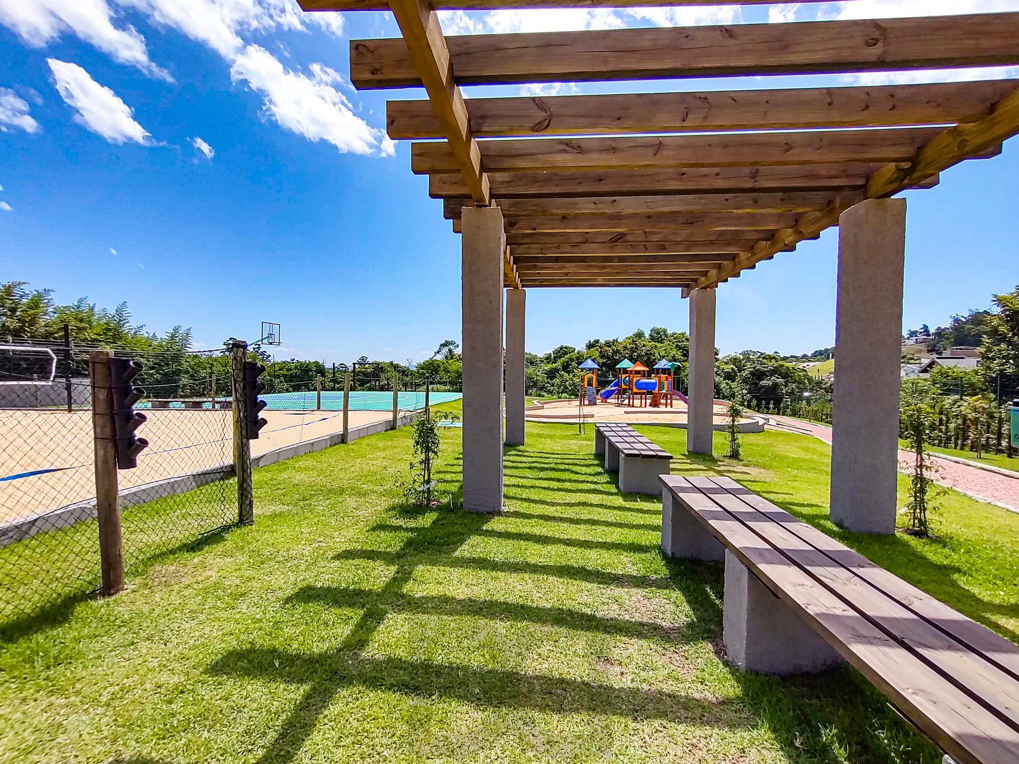 Lote plano com 573m² — foto 6