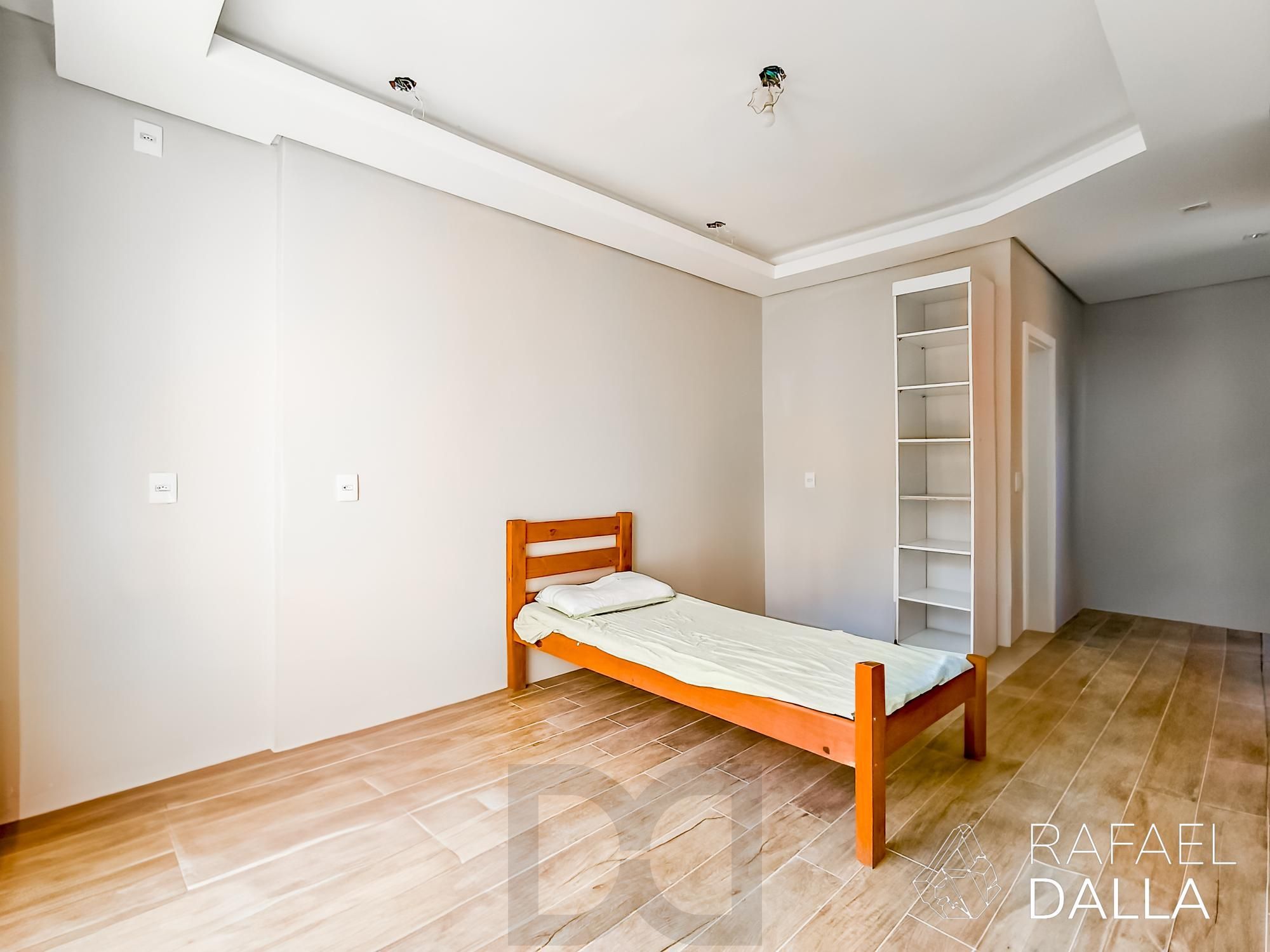 Casa com piscina e 5 vagas em frente ao Zaffari na Luiz Afonso — foto 31