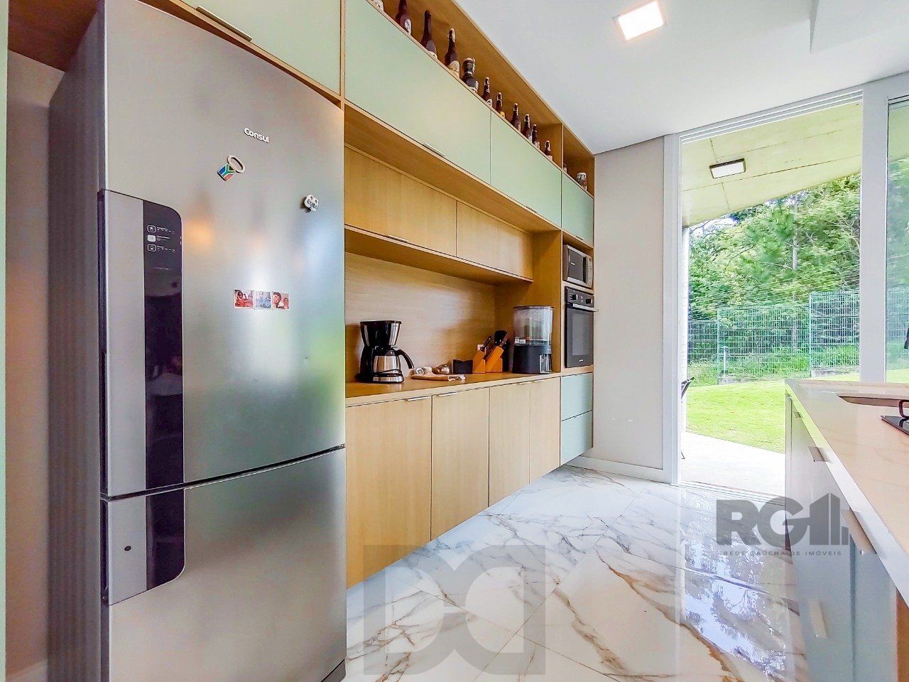 Casa com 284m² - em terreno de 566m² - Alphaville Porto Alegre — foto 10