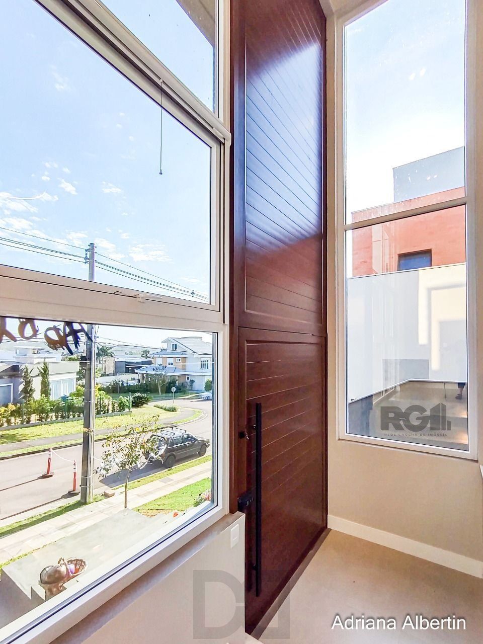 Casa Condominio para Venda - 287.21m², 3 dormitórios, sendo 3 suites, 2 vagas - Alphaville — foto 4