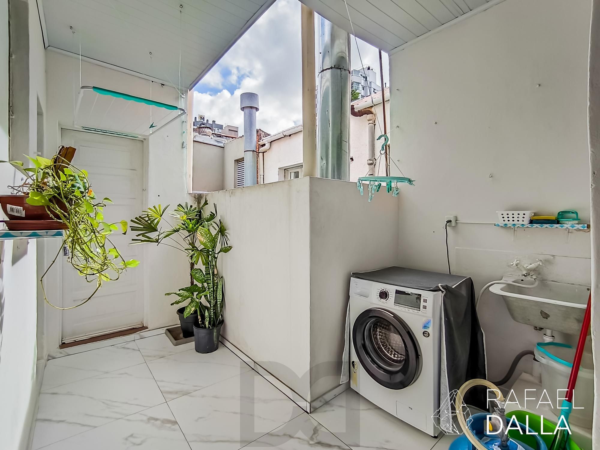 Apartamento Amplo de 3 Dormitórios na Cândido Silveira com Alta Rentabilidade — foto 12