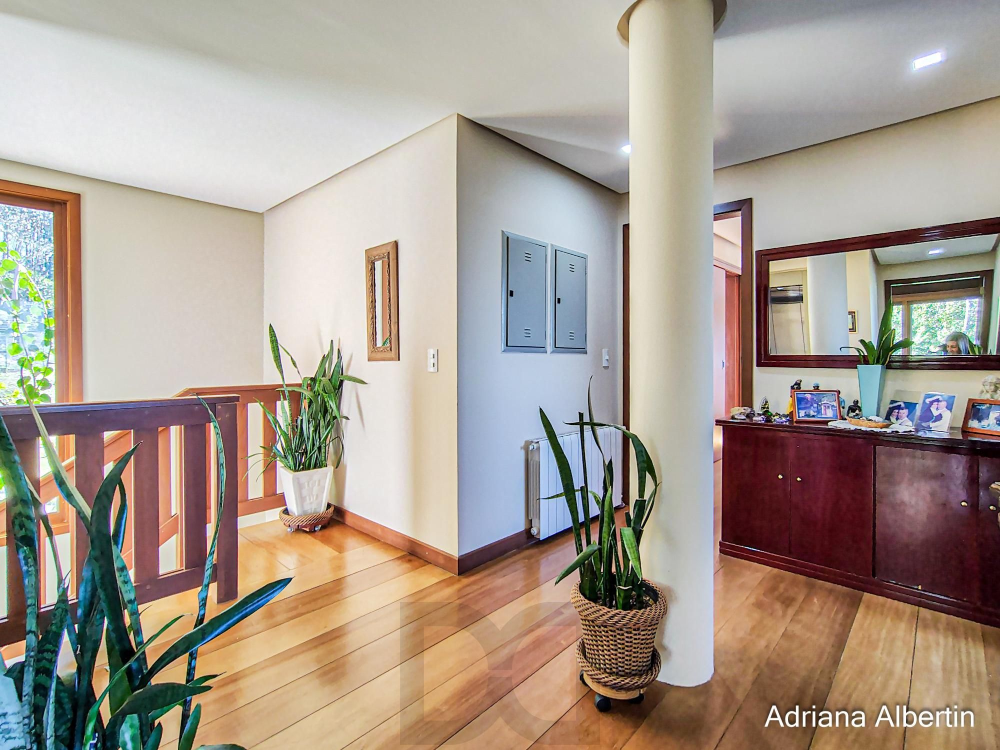 Casa estilo sítio no Alphaville Porto Alegre | Lago com carpas, pomar e vista permanente para o verde — foto 28