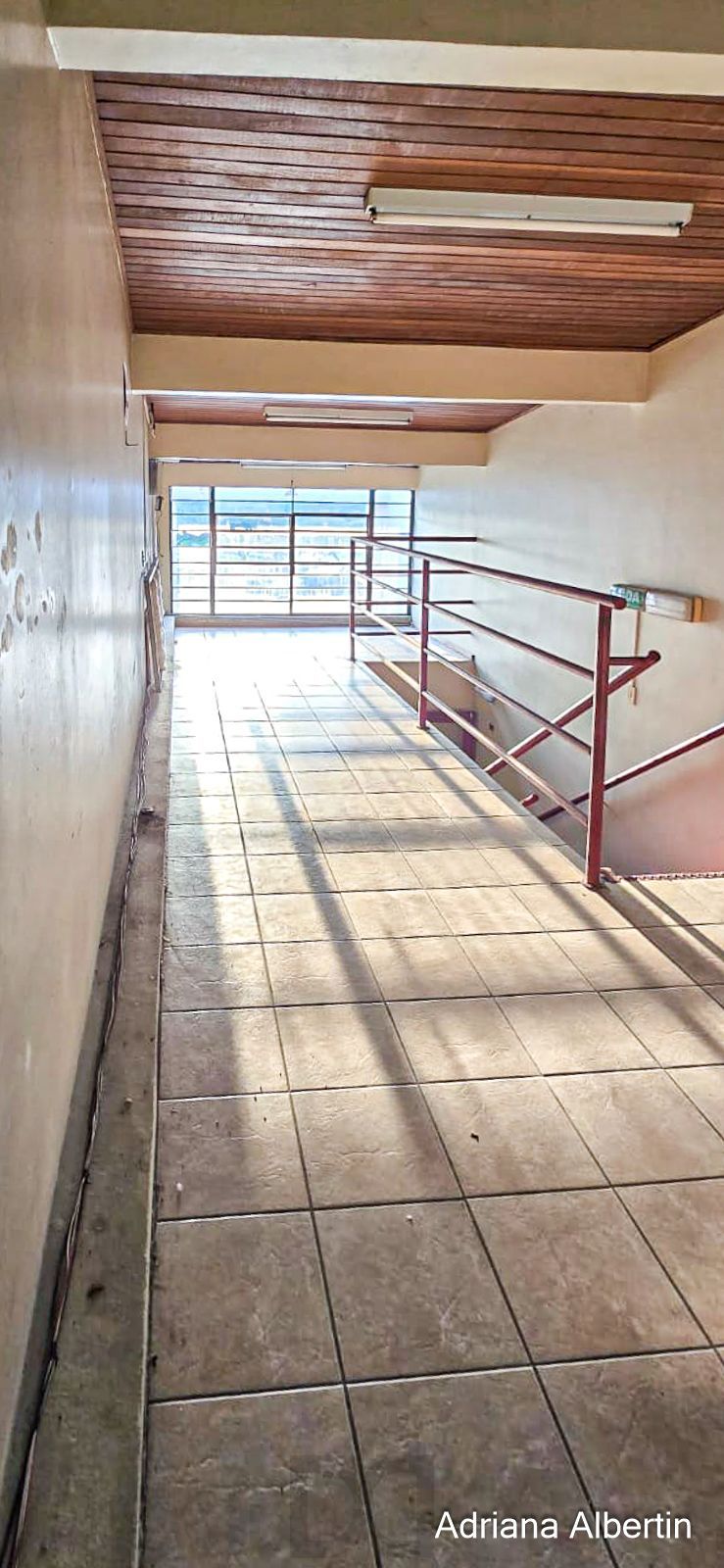 Prédio comercial com 239m² — foto 10