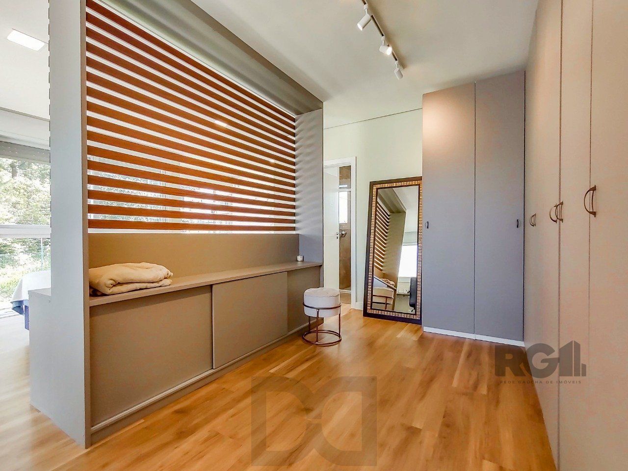 Casa com 284m² - em terreno de 566m² - Alphaville Porto Alegre — foto 24