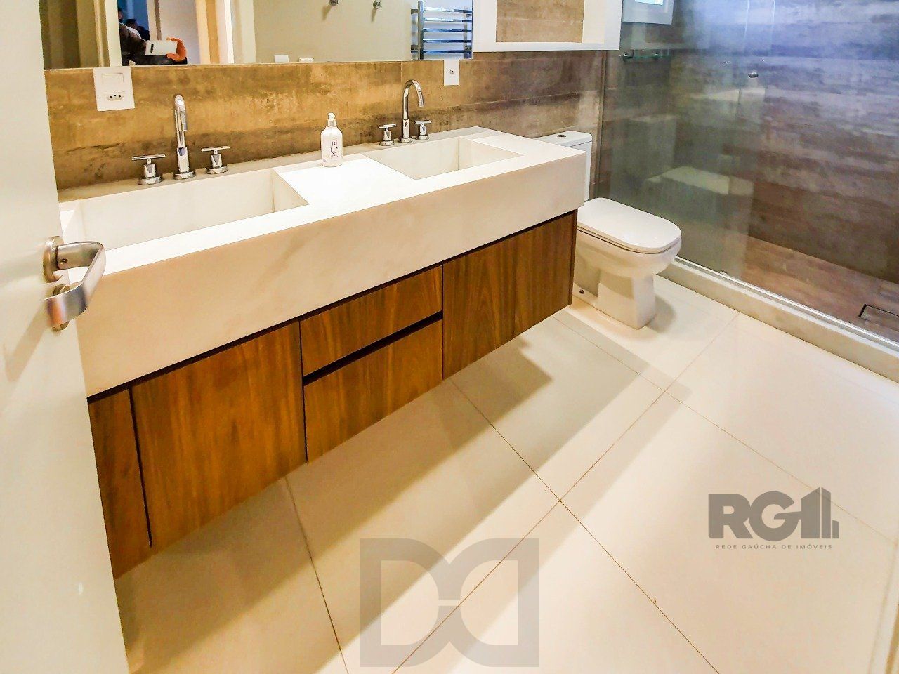 Casa Condominio para Venda - 293.86m², 3 dormitórios, sendo 3 suites, 2 vagas - Alphaville — foto 18