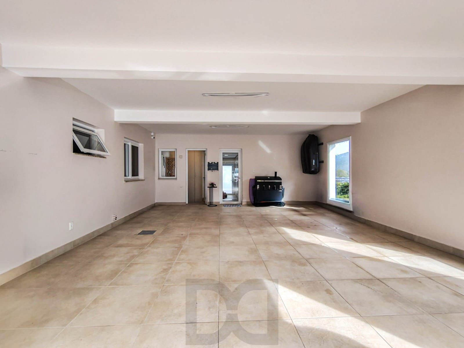 Casa mobiliada com 377m² com 4 dormitórios — foto 35