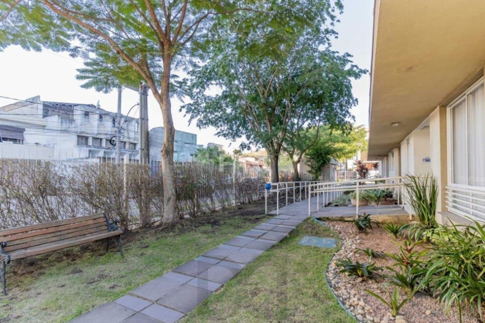 Apartamento de Frente, 2 dorm, 51,75m² - Partenon — foto 5