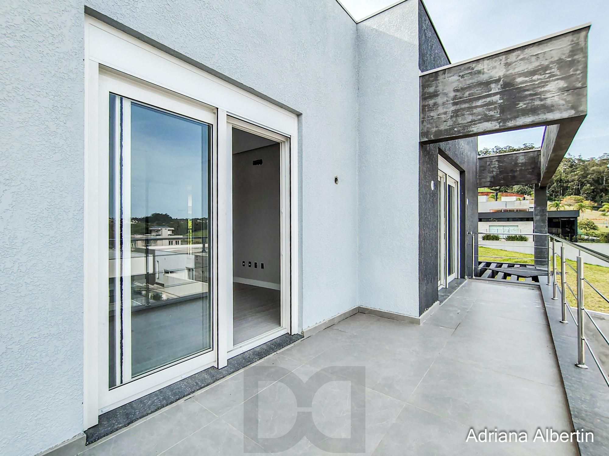 Casa em Alphaville com 3 suítes e pátio amplo — foto 30