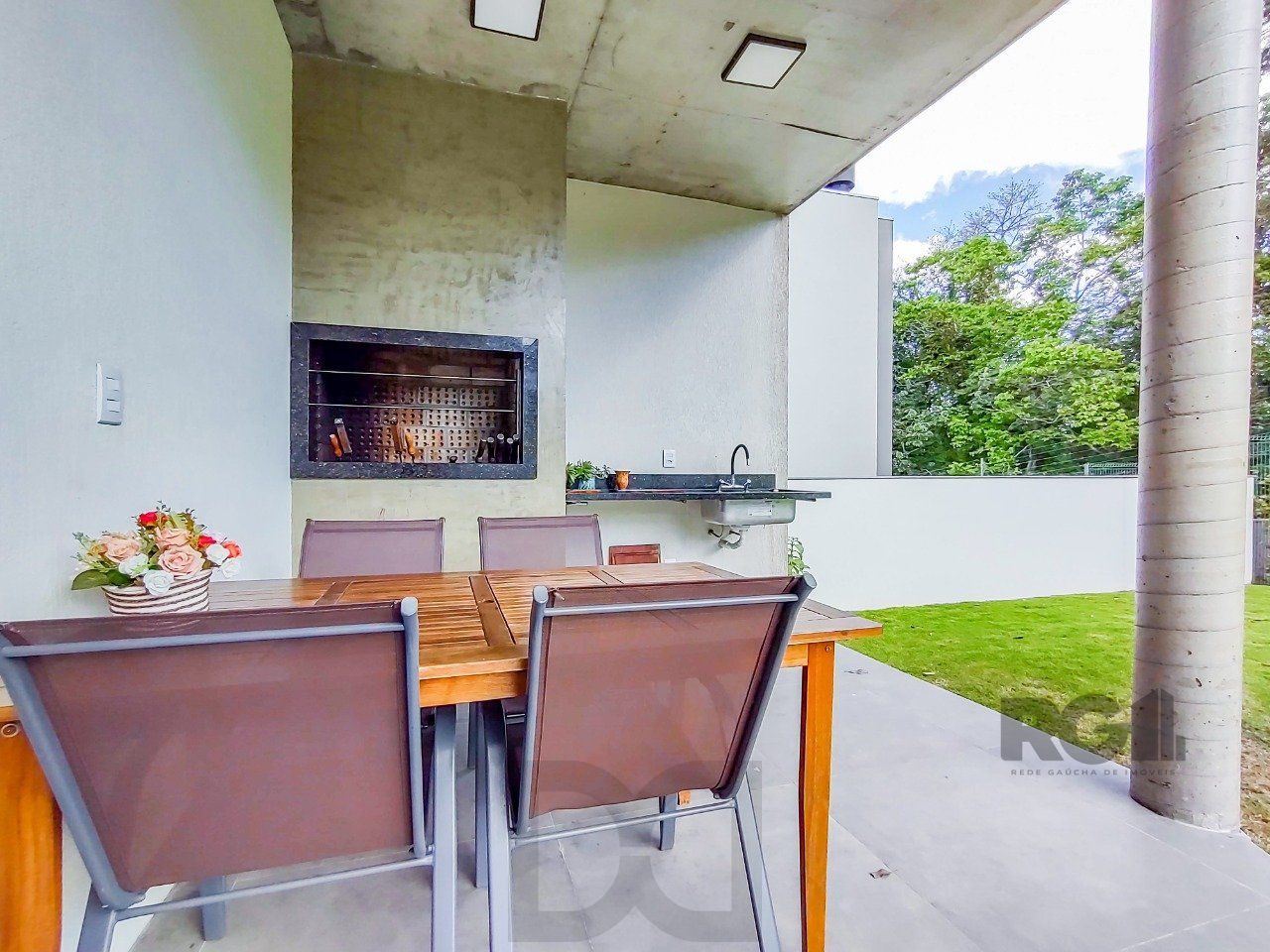 Casa com 284m² - em terreno de 566m² - Alphaville Porto Alegre — foto 14