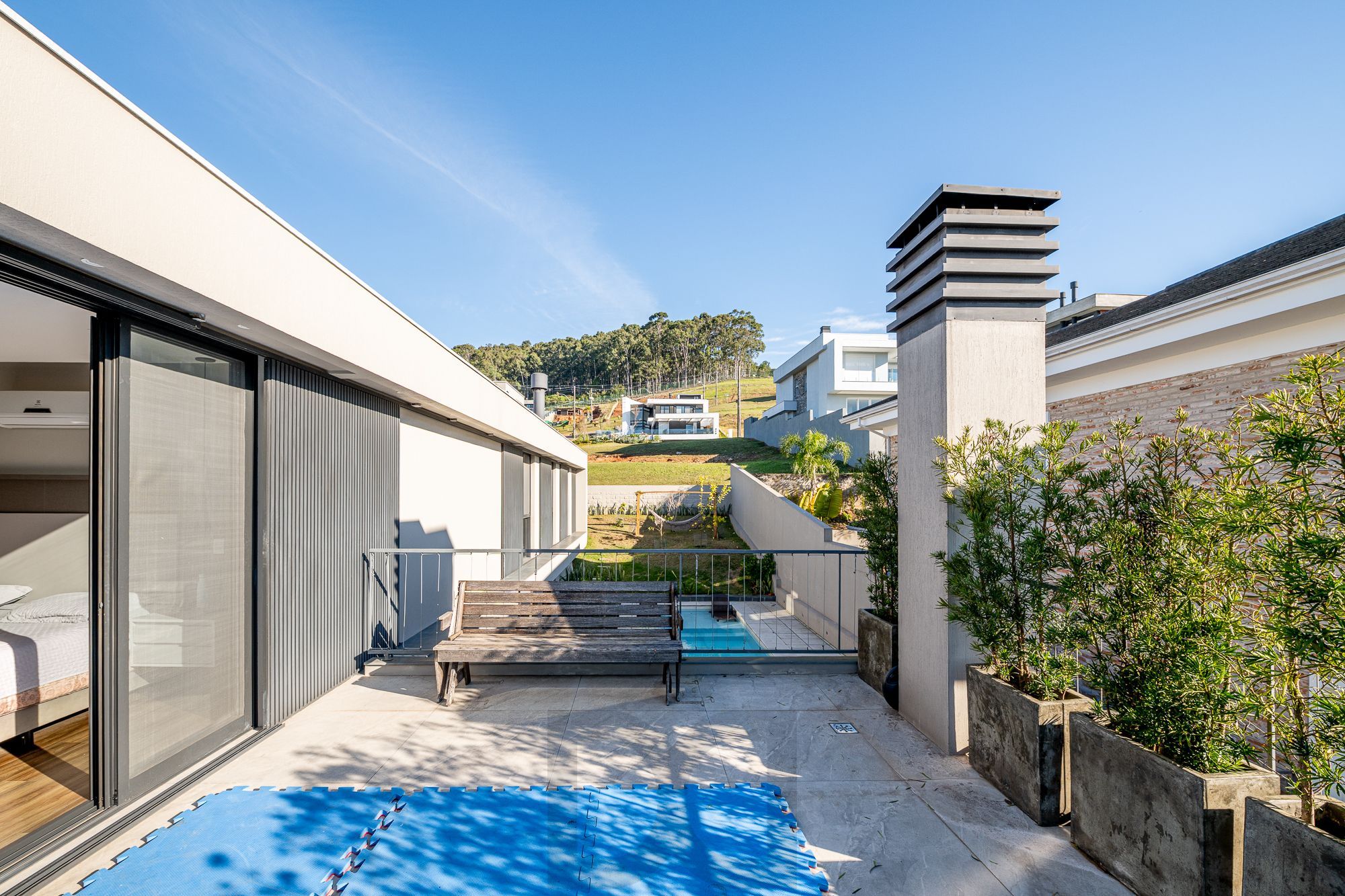 Casa ampla e aconchegante no Alphaville com piscina e segurança 24h — foto 45