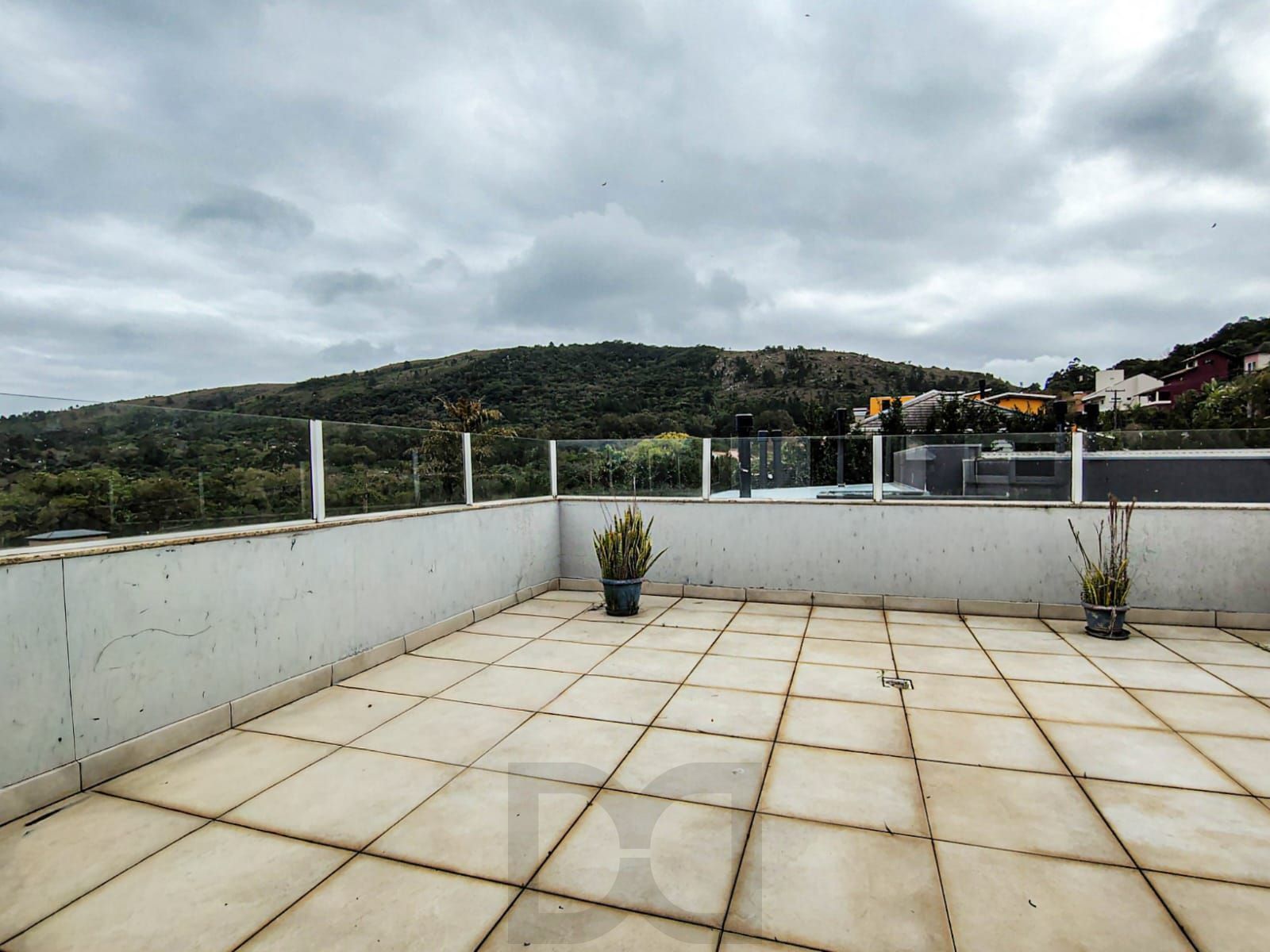 Casa mobiliada com 377m² com 4 dormitórios — foto 61