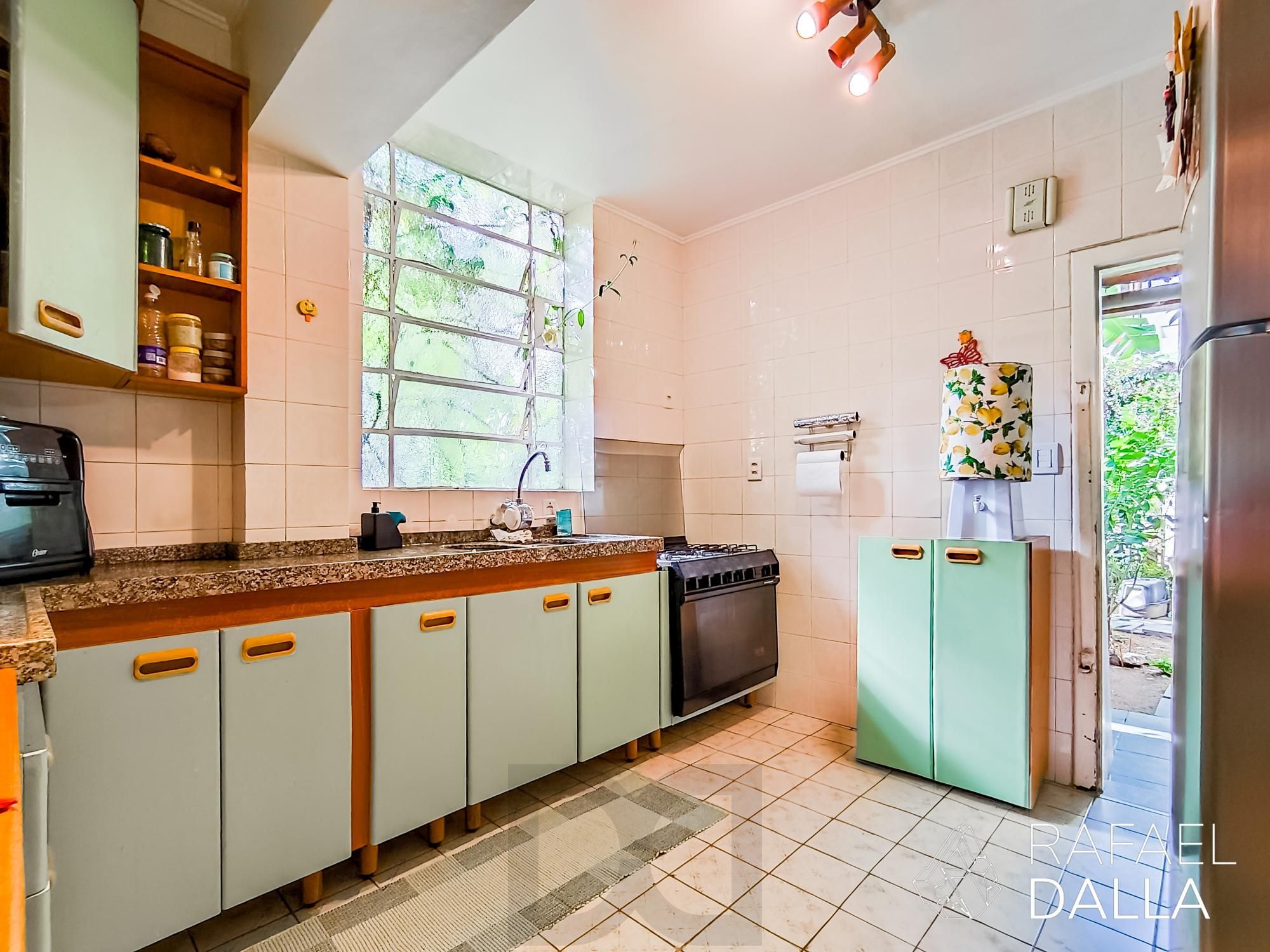 Casa impecável na Lopo Gonçalves com 4 dormitórios, garagem e pátio amplo — foto 14