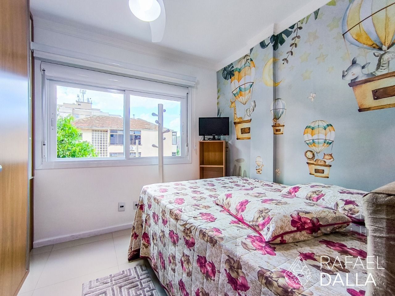 Na Rua Barão do Gravataí: Apartamento de 2 Dormitórios com Suíte e Churrasqueira, em estado de novo e LINDO, vaga de garagem. — foto 11
