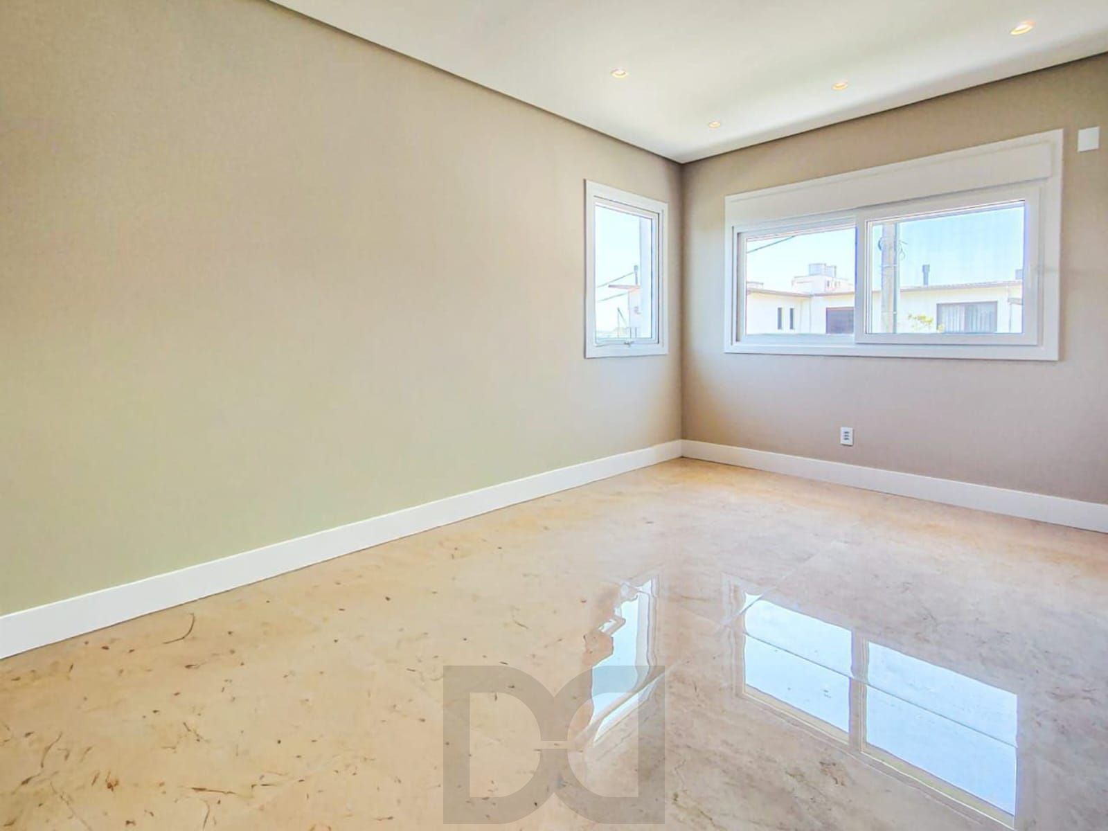 Casa mobiliada em condomínio Alphaville com 4 suítes, área verde nos fundos e piscina — foto 8